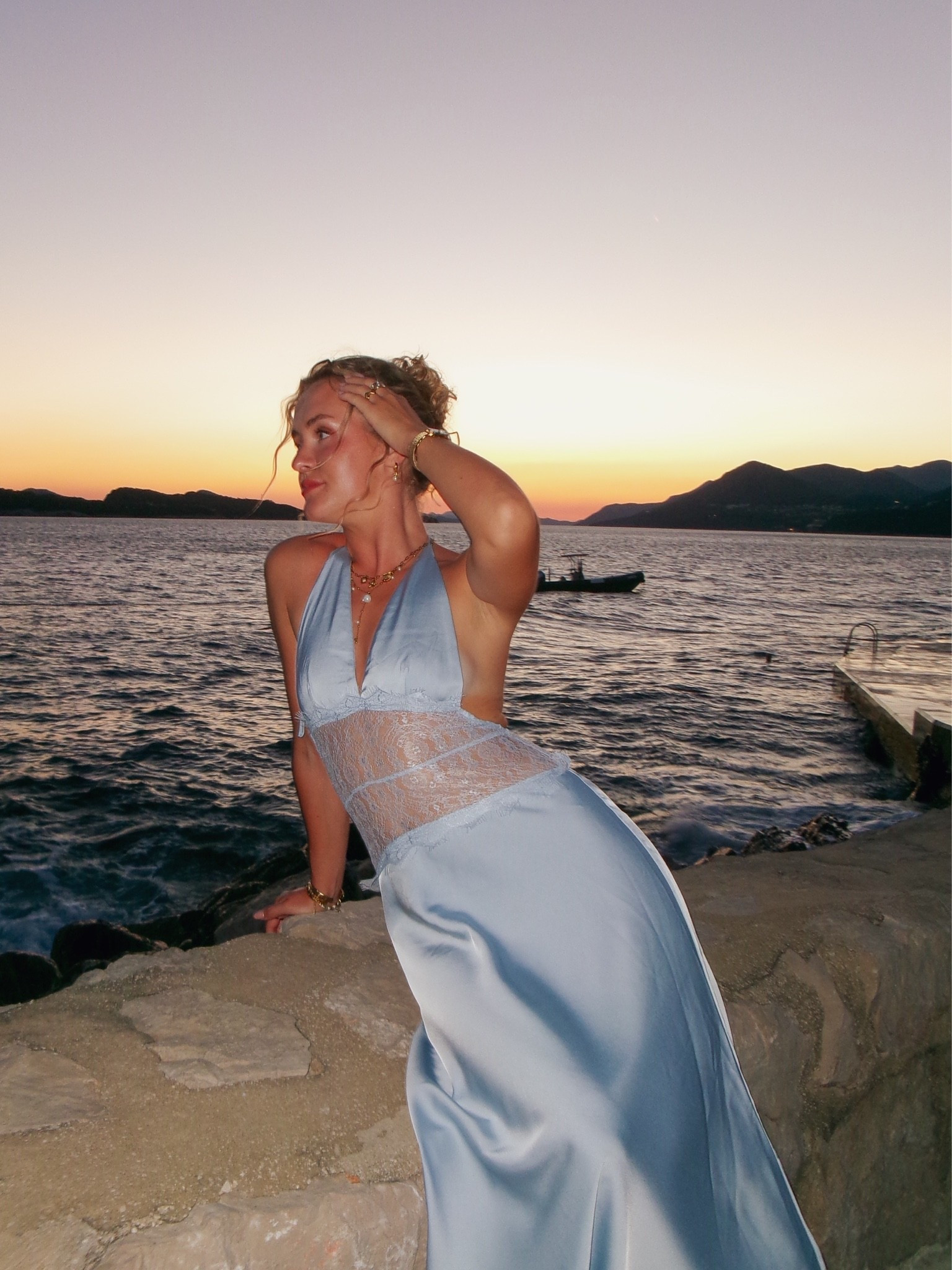 Croatia OOTN🦋 I got this in a size 8 and it fits perfect! Xx

#LTKsummer