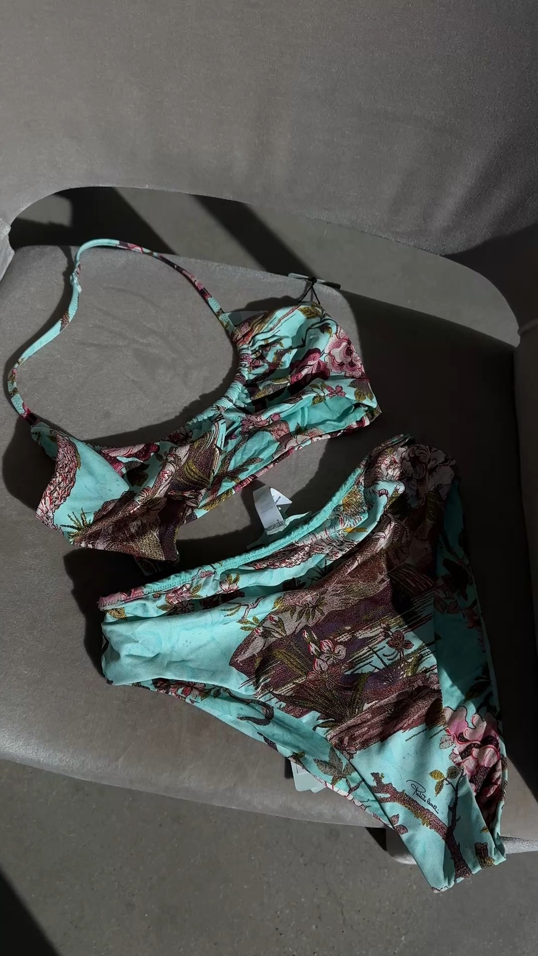 Skims x Roberto Cavalli

#LTKgrwm #LTKGiftGuide #LTKootd