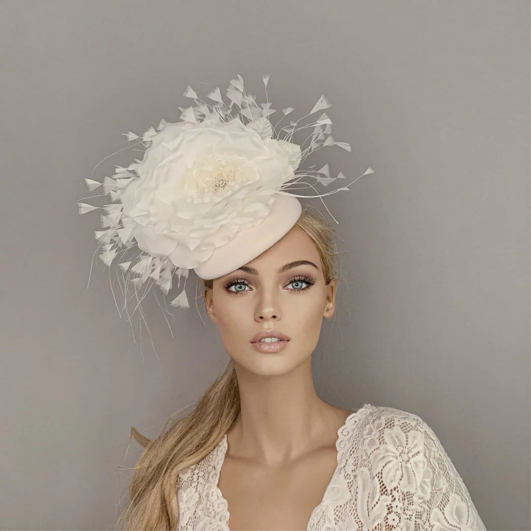 Felt hat, Ivory felt pillbox fascinator, ascot hat, Bridal fascinator, derby hat, wedding hat, fe... | Etsy (US)