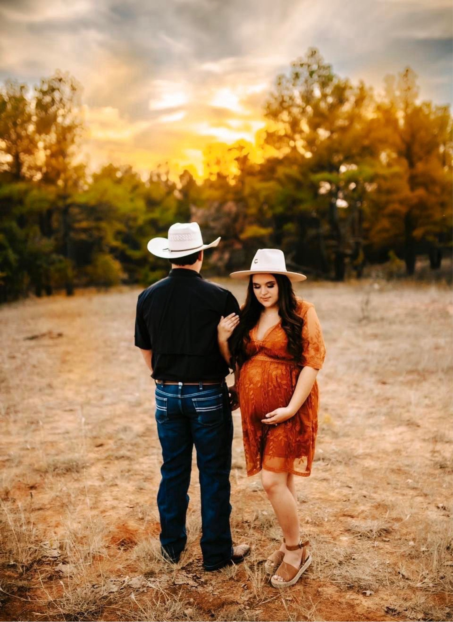 Rustic Baby Bliss 🏜️

#LTKStyleTip #LTKBaby #LTKBump
