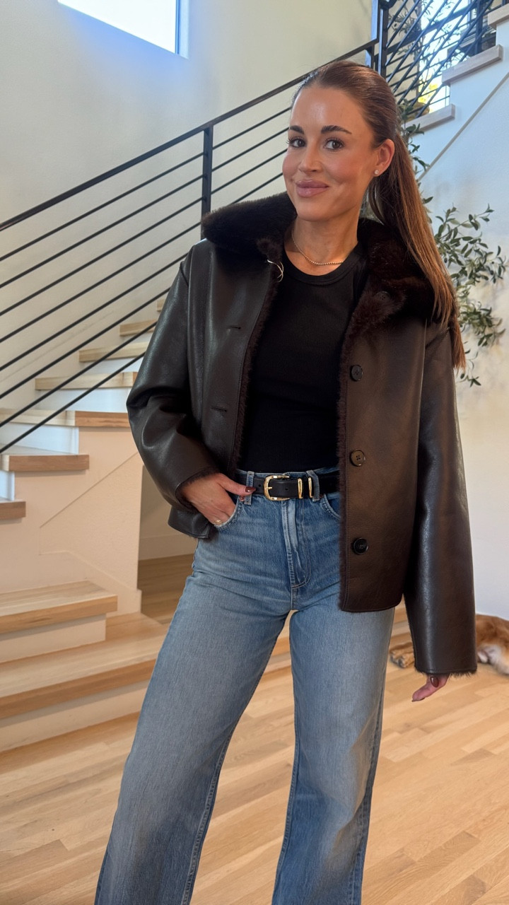 This jacket from Zara is reversible and I love the faux fur collar! Super cozy with the fur on the inside and faux leather on the outside. Another boxy, cropped fit style. 

Such an easy throw on and go outfit that looks so put together!

#LTKSeasonal #LTKHoliday #LTKootd