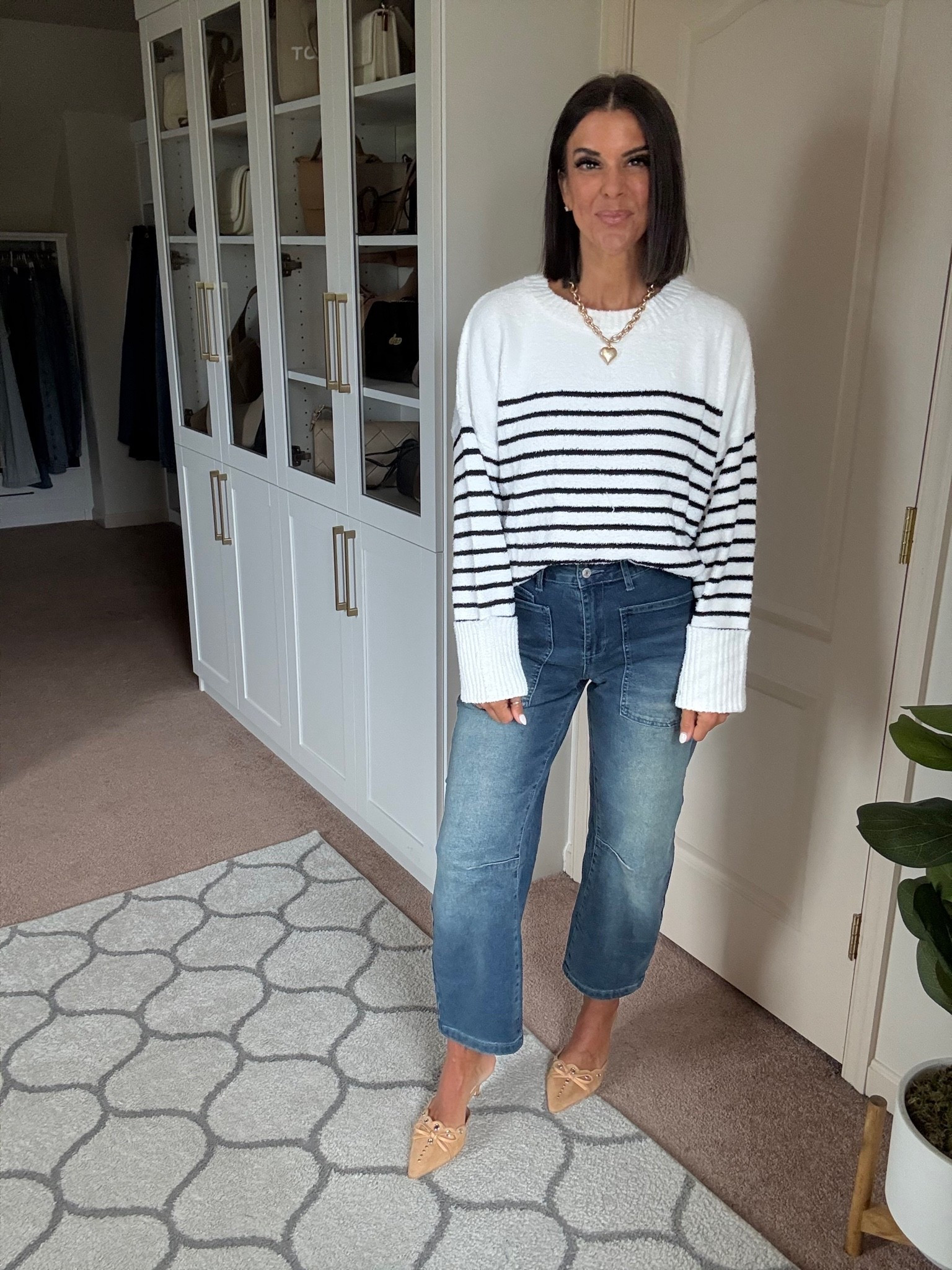 Size small in sweater Size 4 in jeans

#LTKgrwm #LTKootd #LTKdayinmylife