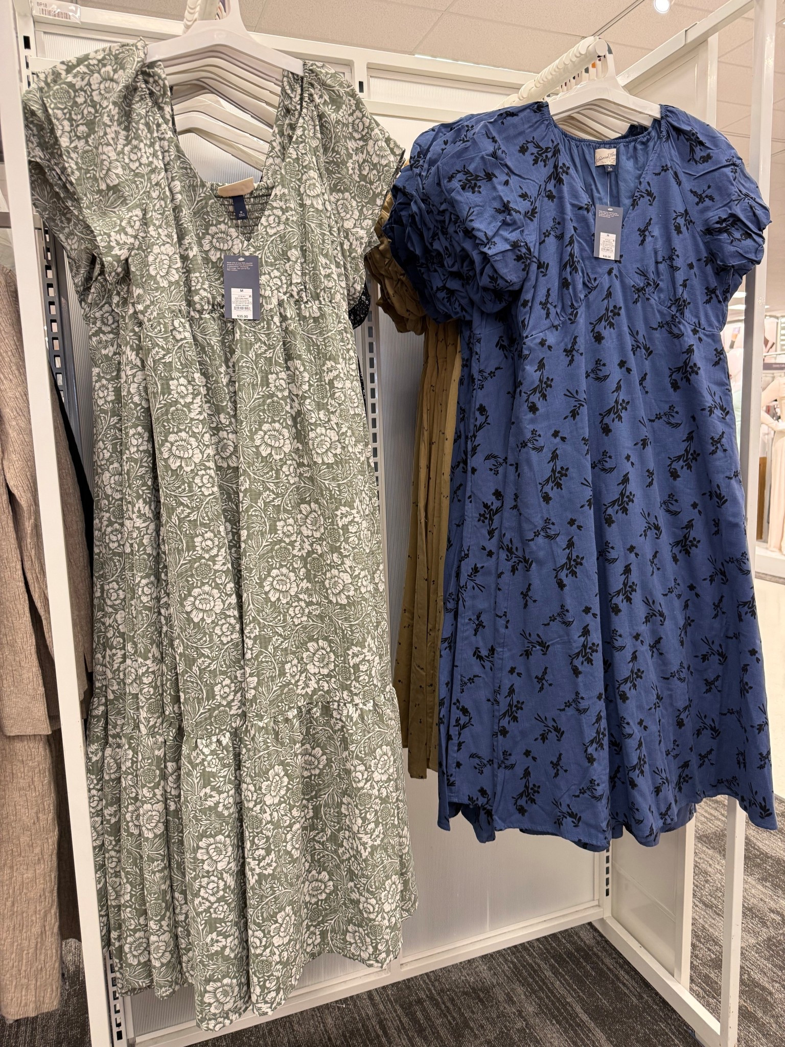 Love this green floral maxi!!

#LTKPetite #LTKSeasonal #LTKOver40