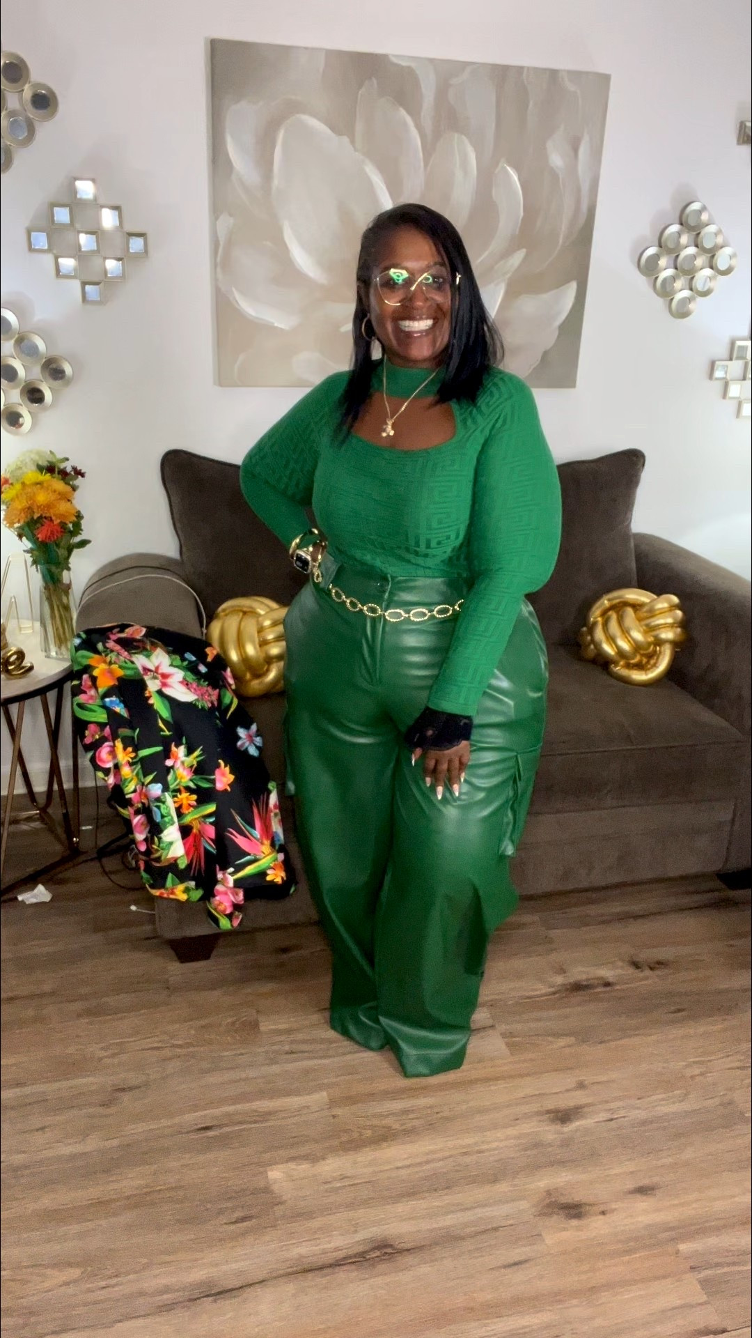 Hey MikoBelles! 💚 Today’s vibe is bold, luxe, and powerful in green from head to toe! I’m rockin’ this textured top with a cutout neckline and wide-leg leather-look pants, cinched at the waist with a gold chain belt for that perfect statement pop.

This look is giving confidence, class, and a lil’ sass! 

#LTKootd #LTKgrwm #LTKPlusSize