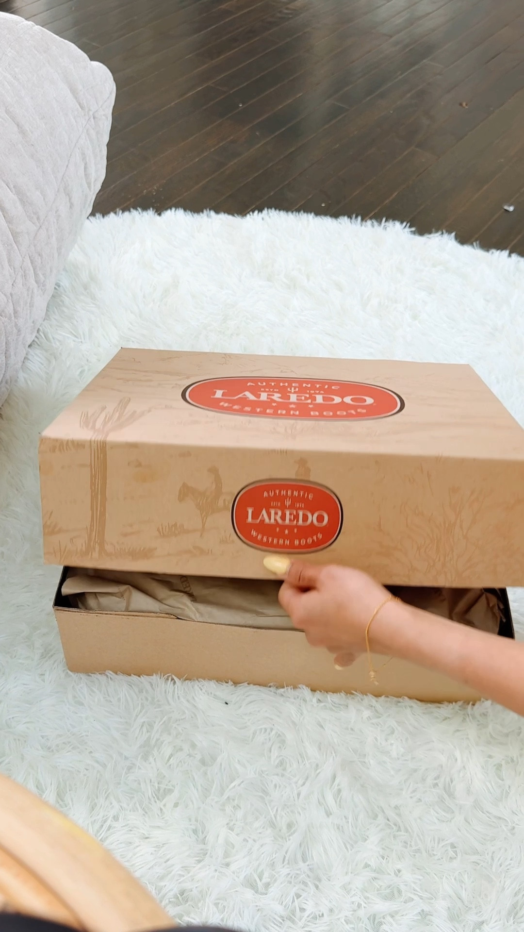 Unboxing !!! @laredowesternboots 

#LTKParties #LTKShoeCrush #LTKSeasonal