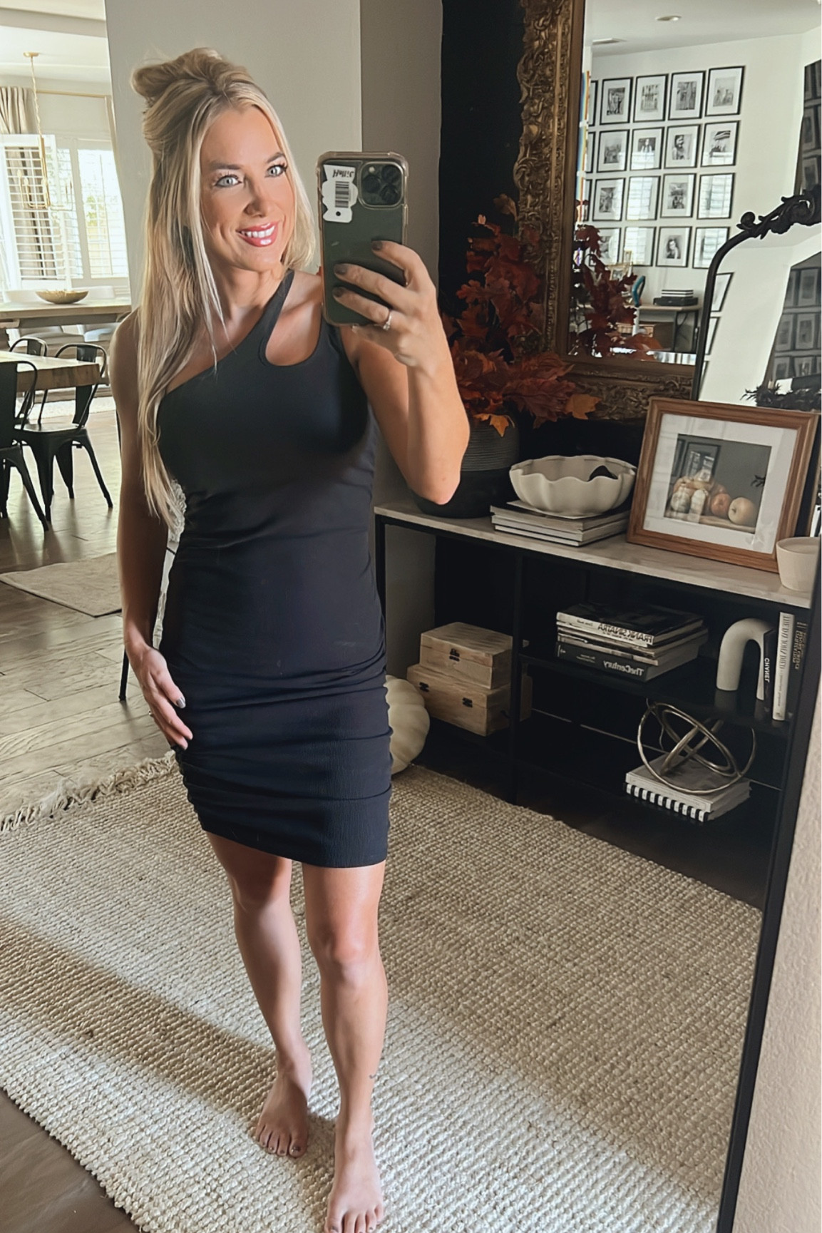 One shoulder dress on Amazon for only $11!

Fall outfit
Black dress
Comfortable dress
Off shoulder dress


#LTKsalealert #LTKcurves #LTKFind