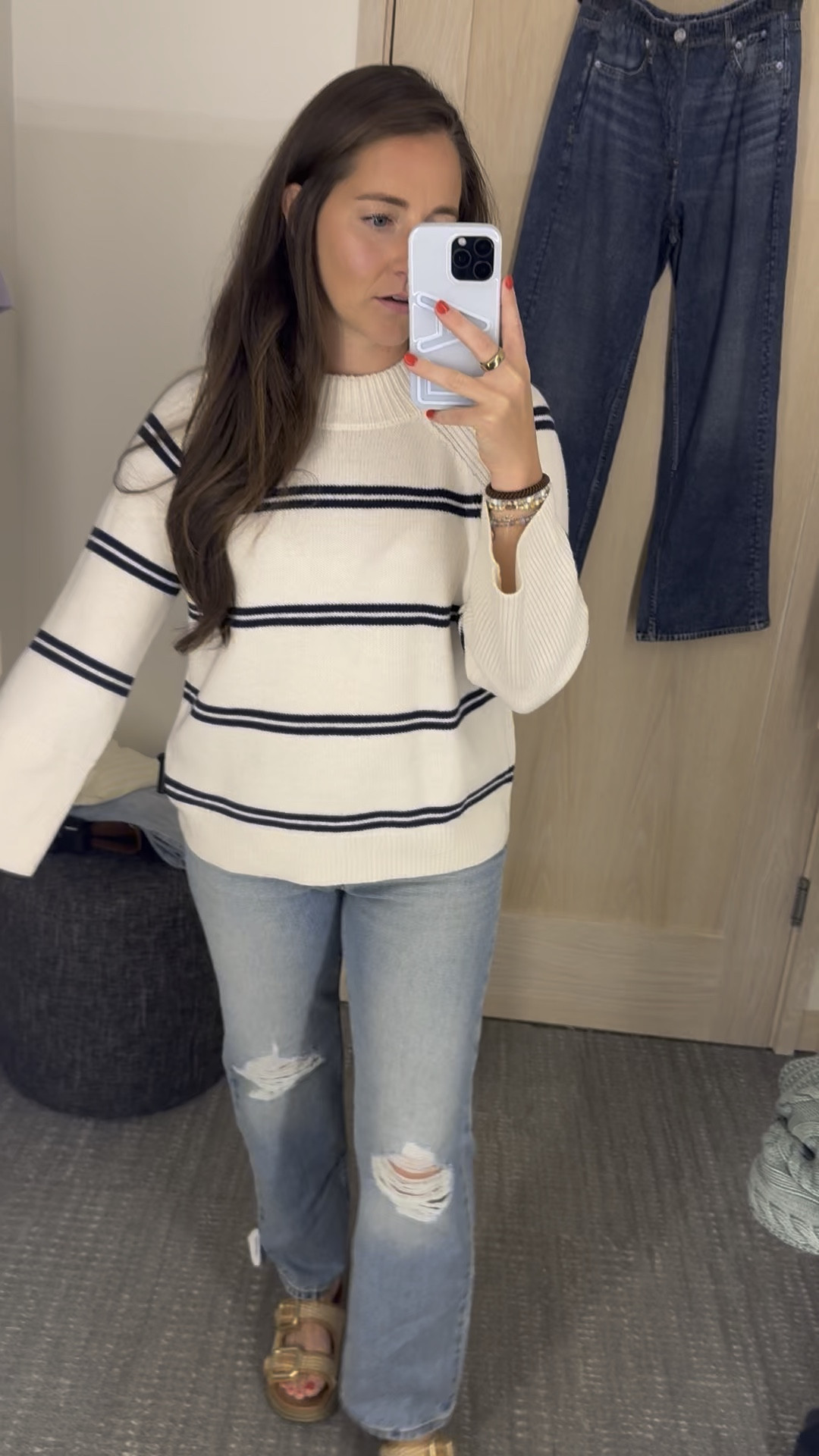 Need this sweater in all the colors!!! It’s so soft and comfortable 

Wearing size M 

Nordstrom sale

#LTKSaleAlert