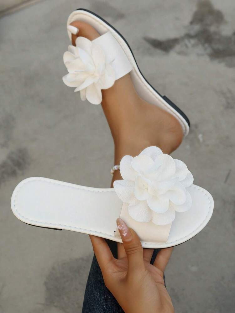 1 Pair Elegant Women's Sandals, White Floral Slide Slippers, Indoor House Shoes, Suitable For Wid... | SHEIN