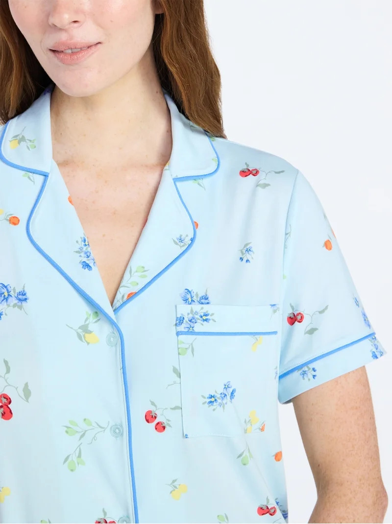 Joyspun Women's Dreamy Soft Collection Notch Collar Top and Capri Pants Pajama Set, 2-Piece, Size... | Walmart (US)