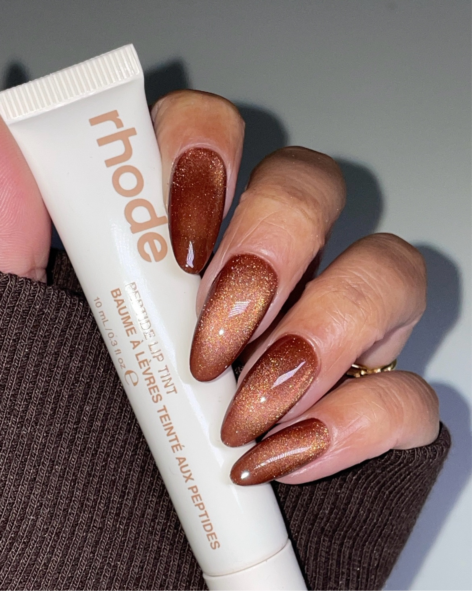 hailey bieber cinnamon glaze nails 🤎✨