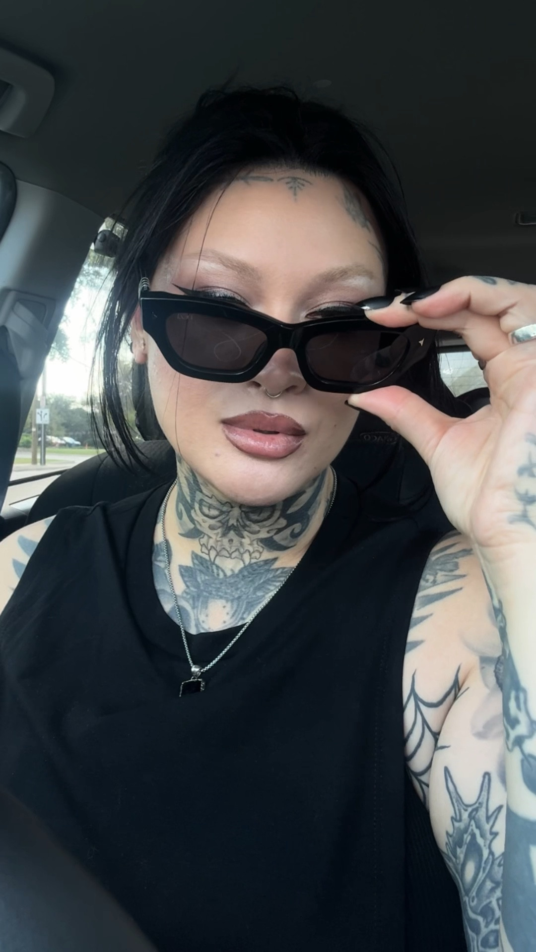 My fave sunnies brand 🕶️

Sunglasses, eyewear, sunnies, sunglasses style 

#LTKFindsUnder100 #LTKStyleTip