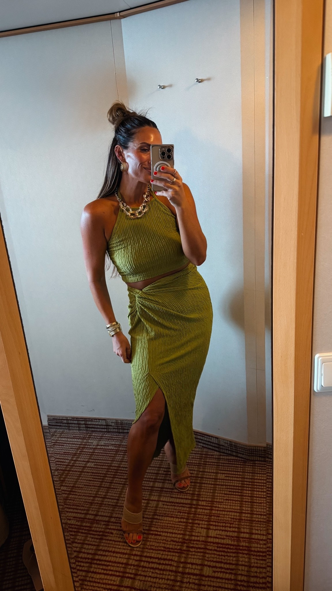 Night 1 💚

#LTKootd #LTKTravel #LTKSaleAlert