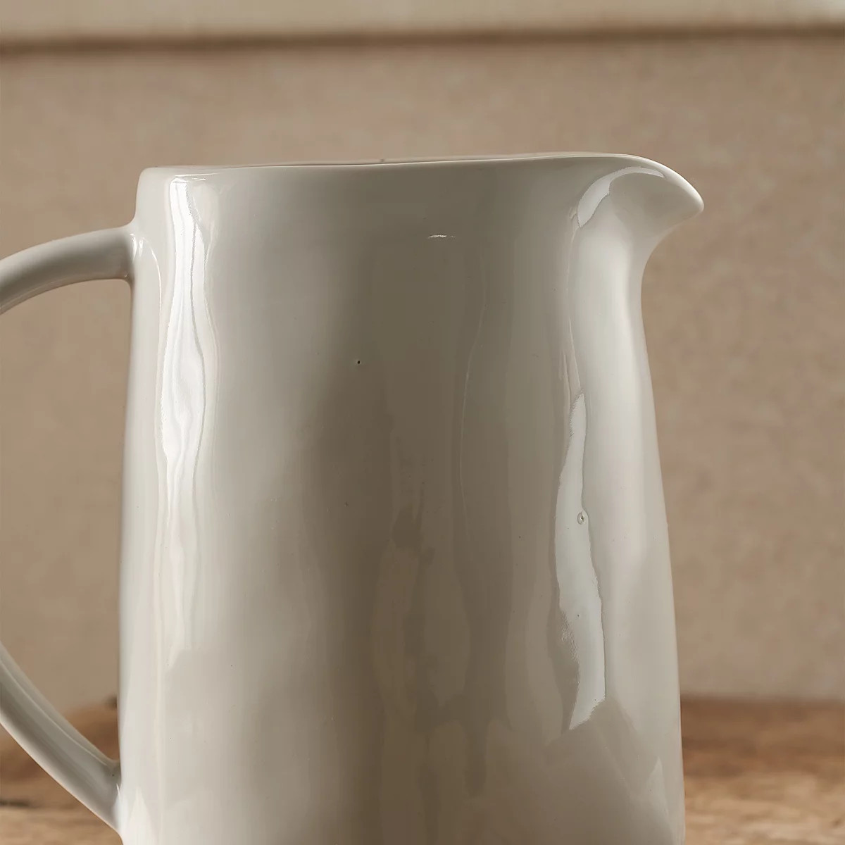 Portobello Jug – Large | The White Company UK & ROW
