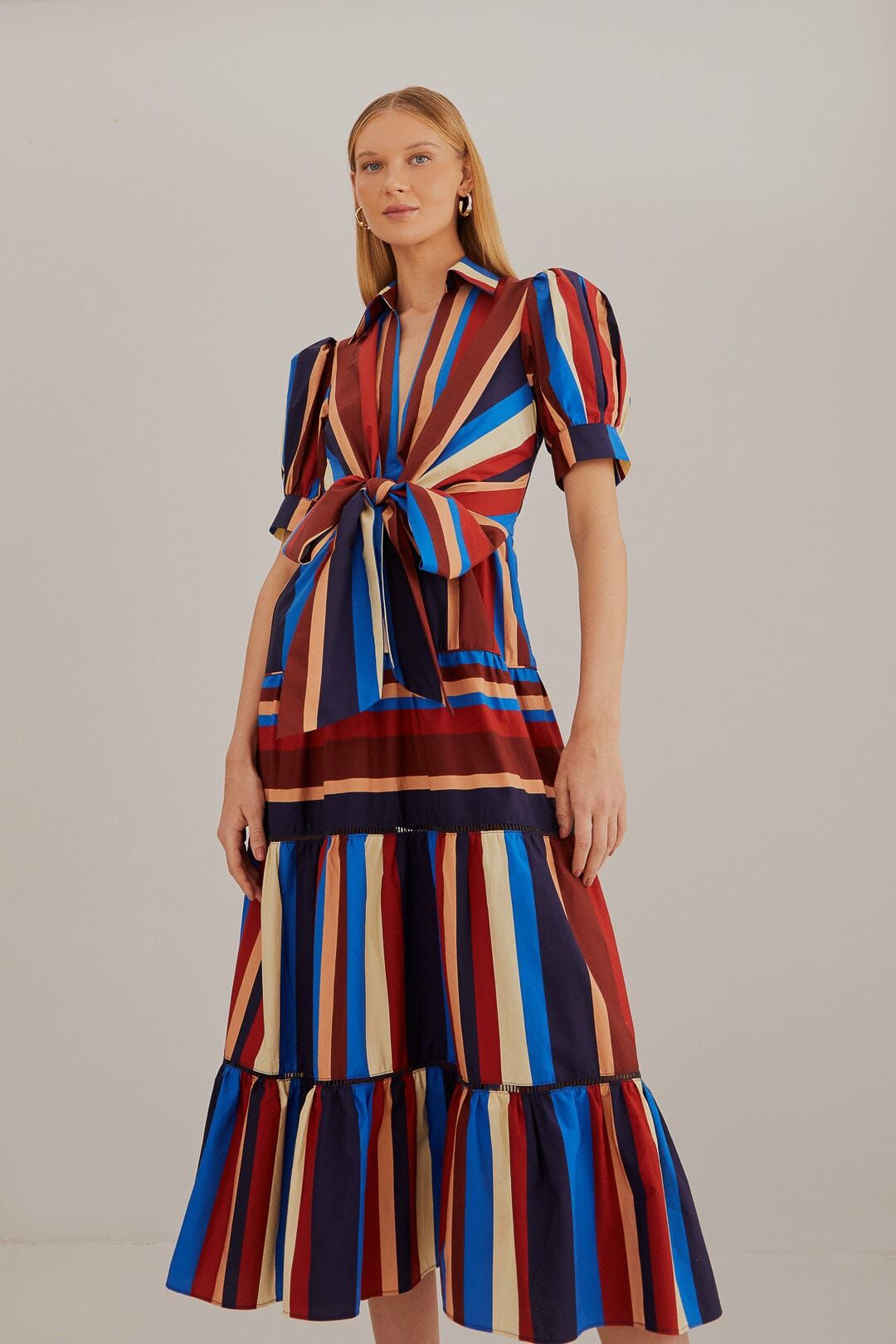 Multicolor Winter Stripes Short Sleeve Midi Dress | FarmRio