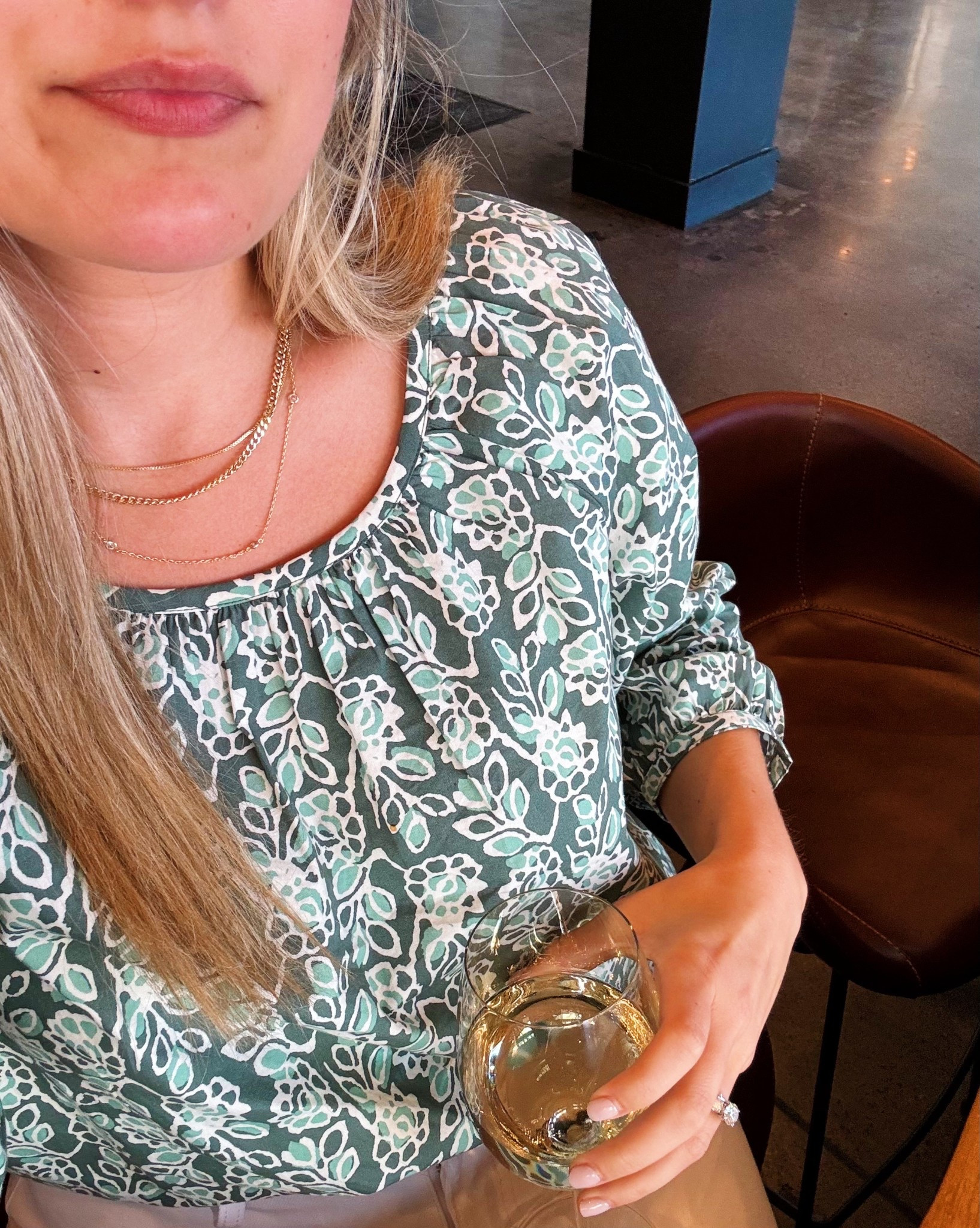 Easy everyday work top that I’ve been grabbing a lot lately 
Size small 