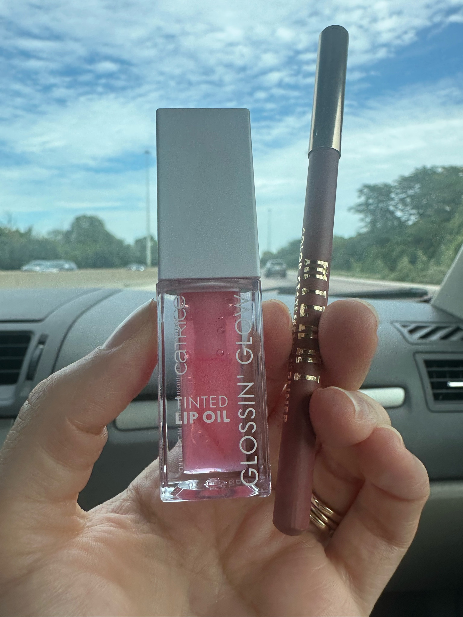 Todays lip combo / milani lipliner shade: nude catrice lip oil shade: keep it juicy 

#LTKSeasonal #LTKfindsunder50 #LTKbeauty