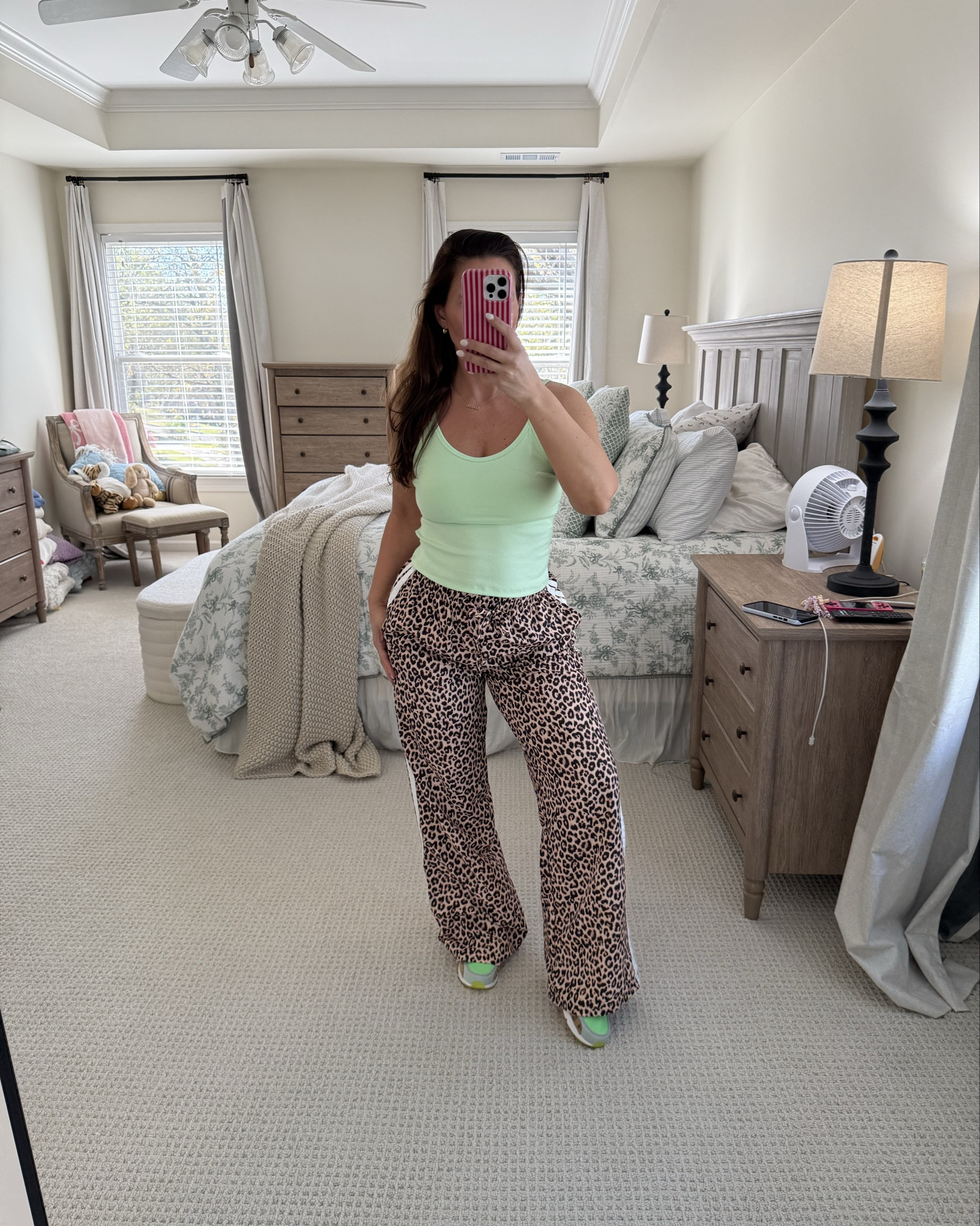 obsessed with this look 🍋 #walmart #walmartfinds #fashion #ootdinspo #comfystyle

#LTKgrwm #LTKdayinmylife #LTKootd