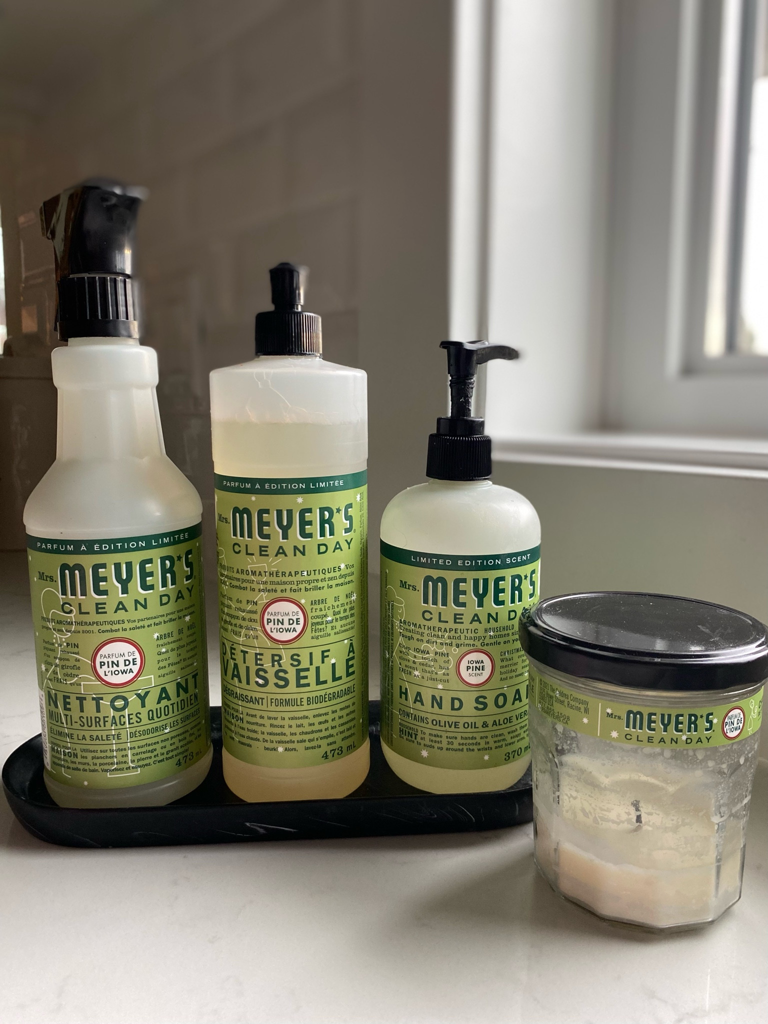 A holiday must have in my kitchen…. Mrs Meyers Iowa Pine soap, spray and candle! Smells like a Christmas Tree 