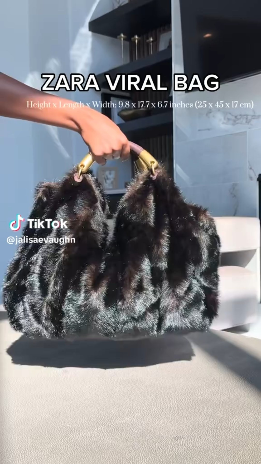 Viral faux fur maxi bag from Zara is back in stock! Perfect statement handbag for the winter!

#LTKootd