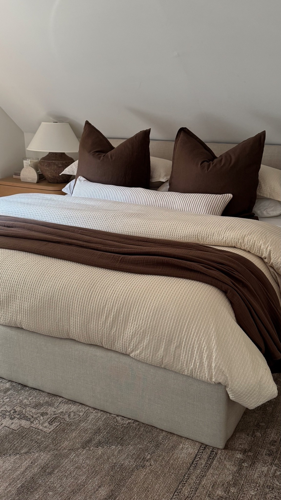 cozy beige & brown bedding 🤎☁️