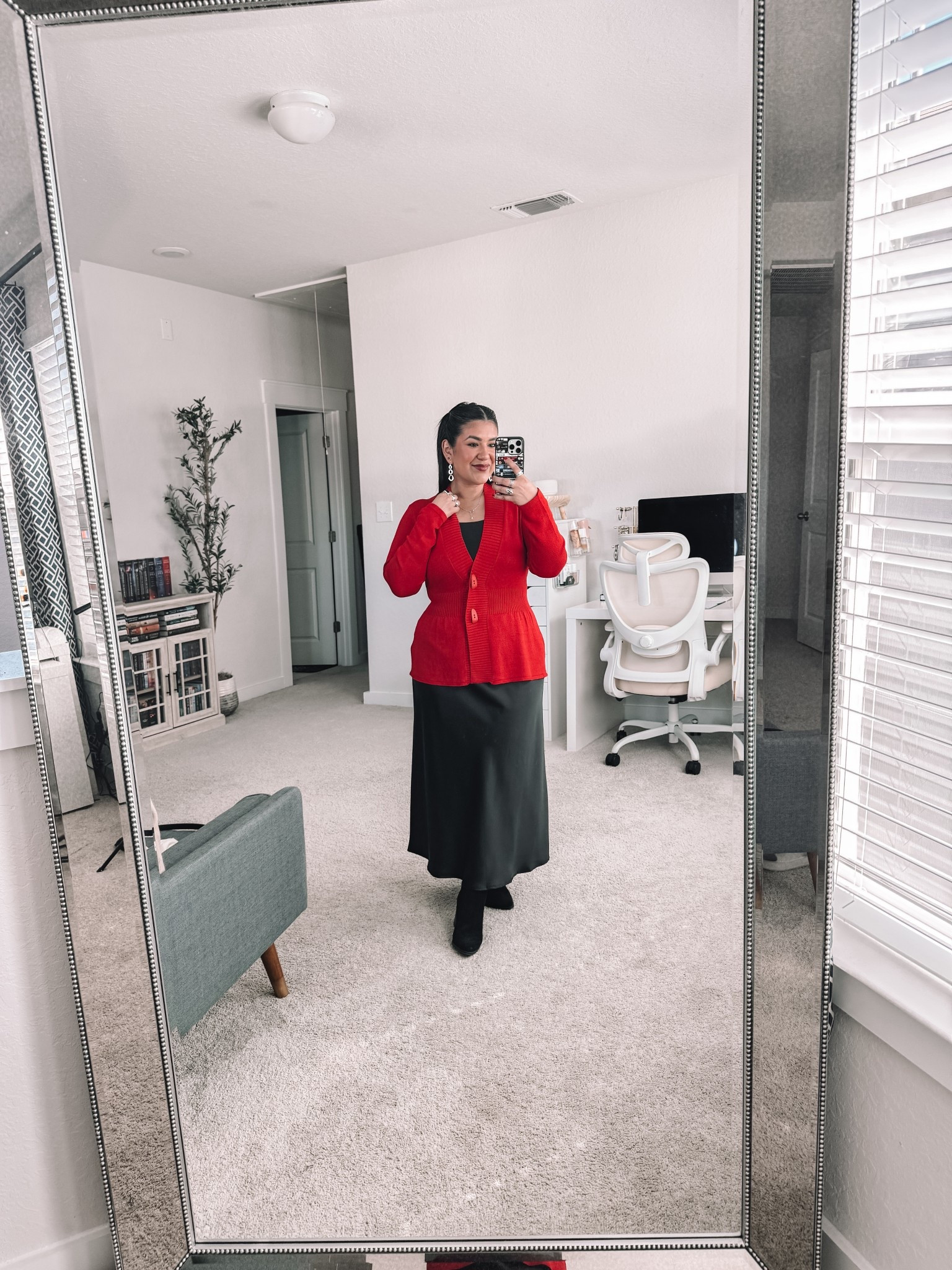 I’m 5’1” size 12 // TOP: wearing a size M, size down! This runs big. // SKIRT: wearing a size XL, I sized up to allow more room in my thighs. If you’re thick and curvy like me, I’d recommend sizing up! // boots are true to size 

#LTKMidsize #LTKHoliday #LTKPetite