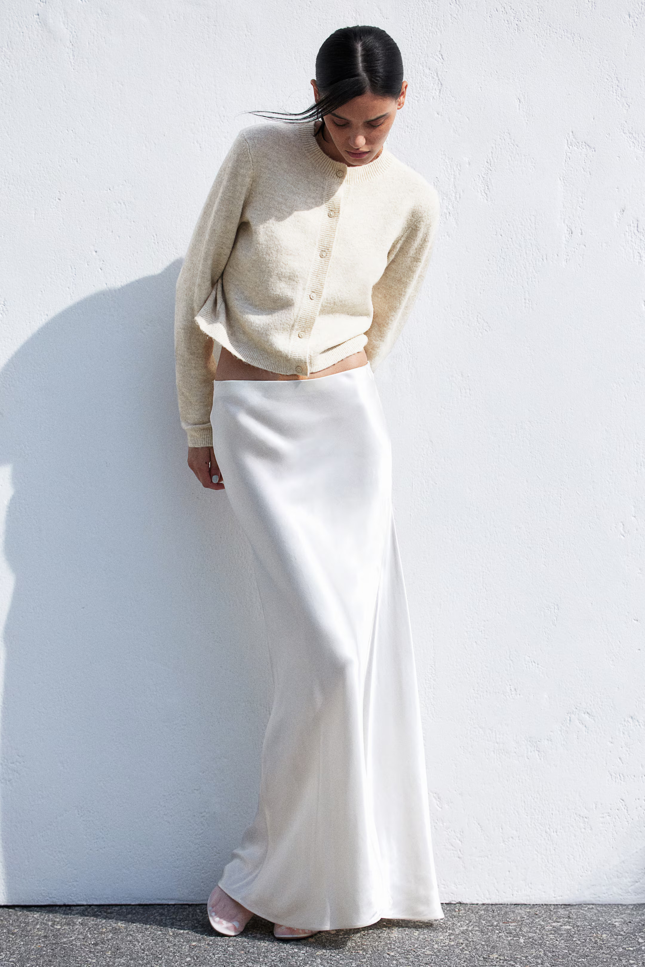 Fine-Knit Cardigan - Round Neck - Long sleeve - Dark brown - Ladies | H&M US | H&M (US + CA)