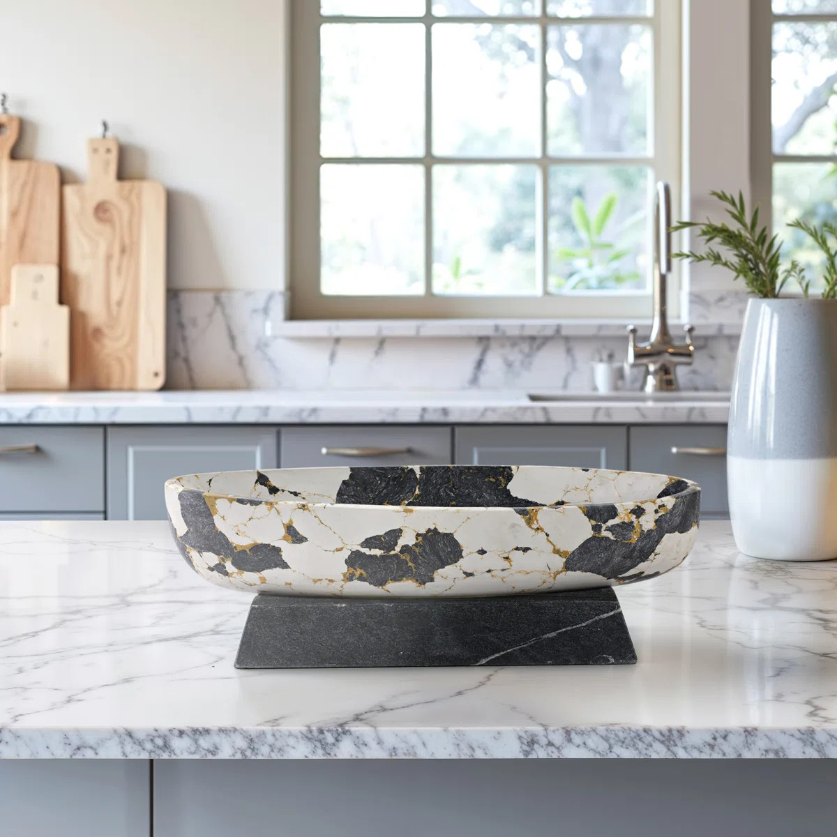 Everly Quinn 18" Calhoun Bowl With Marble Base, Black/White | Wayfair North America