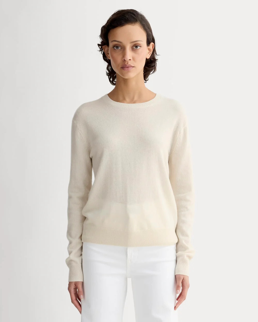 Women's Classic Crew in Cashmere Sweater by Everlane in Bone White, Size S | Everlane