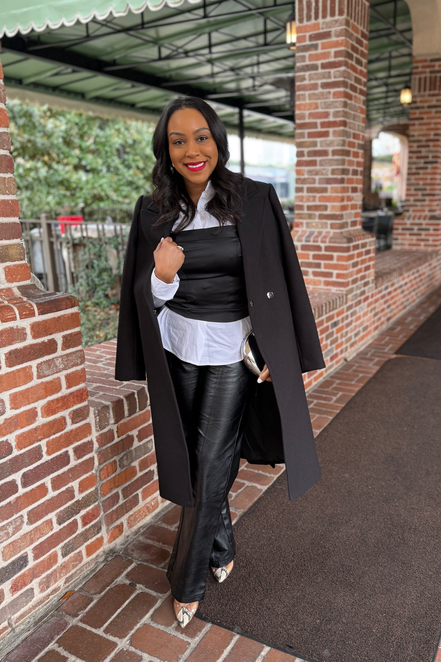 Winter dinner date outfit 🖤

#LTKStyleTip #LTKFindsUnder50 #LTKWorkwear