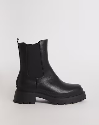 Cady Chunky Chelsea Ankle Boots Wide E Fit | Simply Be | Simply Be (UK)