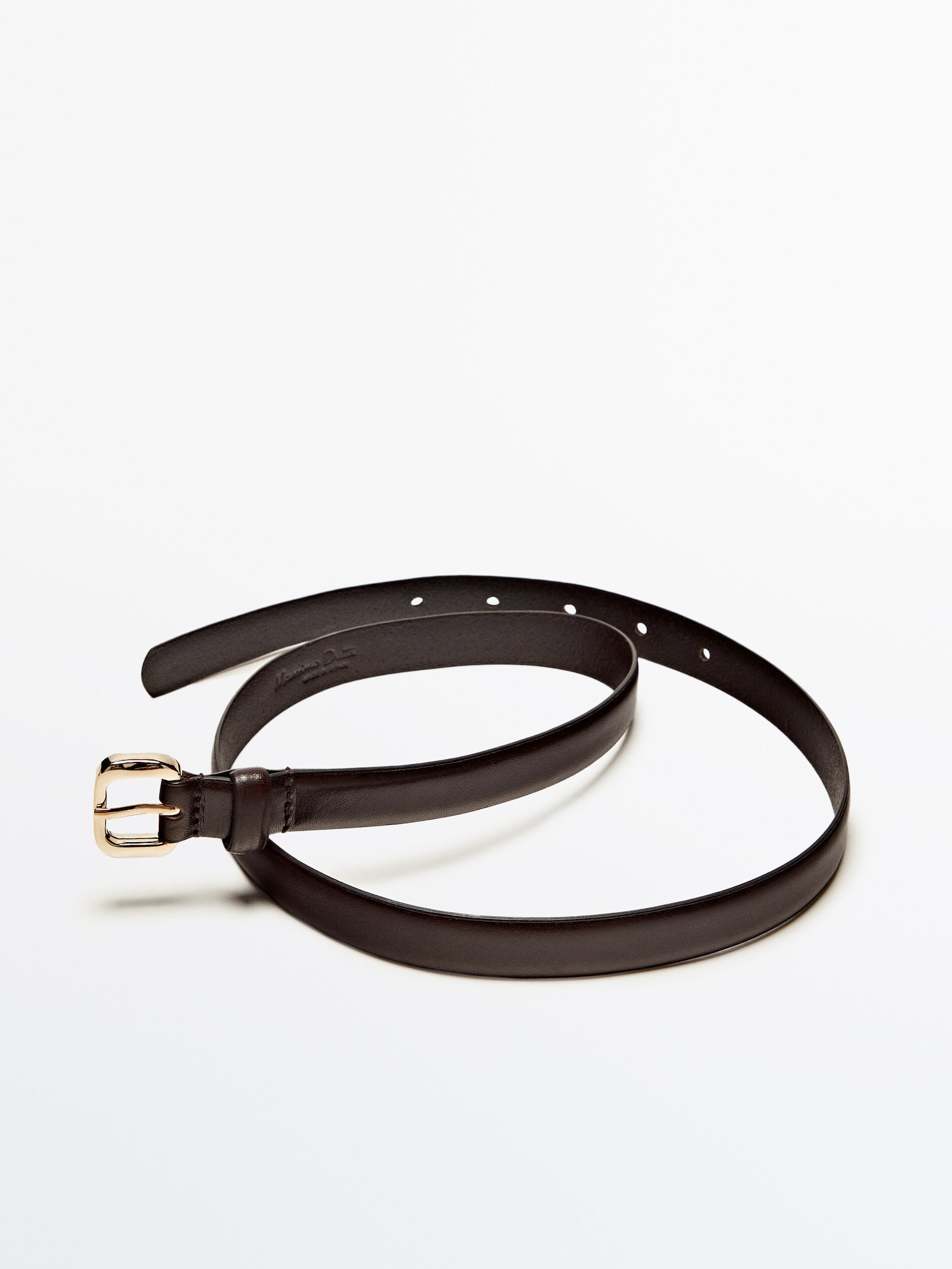 Thin leather belt with round buckle | Massimo Dutti US
