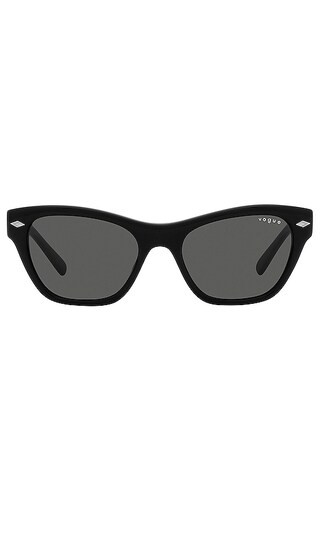 x Hailey Bieber Cat Eye Sunglasses in Black | Revolve Clothing (Global)