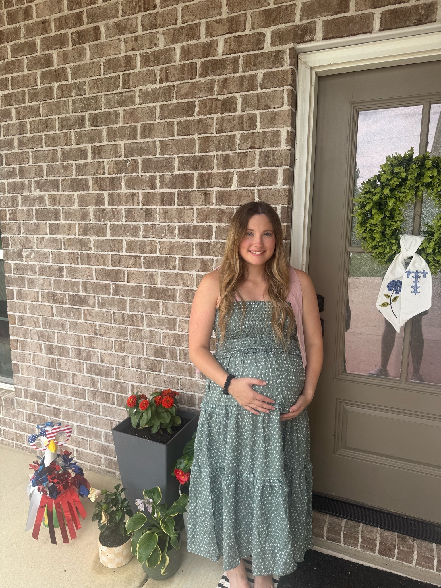 Sweet little baby shower dress from Amazon! 
I’m wearing a size small. Has a ton of stretch and the most adorable blush pink tie sleeves. 

Amazon finds, Amazon dress, bump friendly, bump friendly dress, maternity dress, baby shower dresses, baby girl, summer dress

#LTKBump #LTKWedding #LTKSeasonal