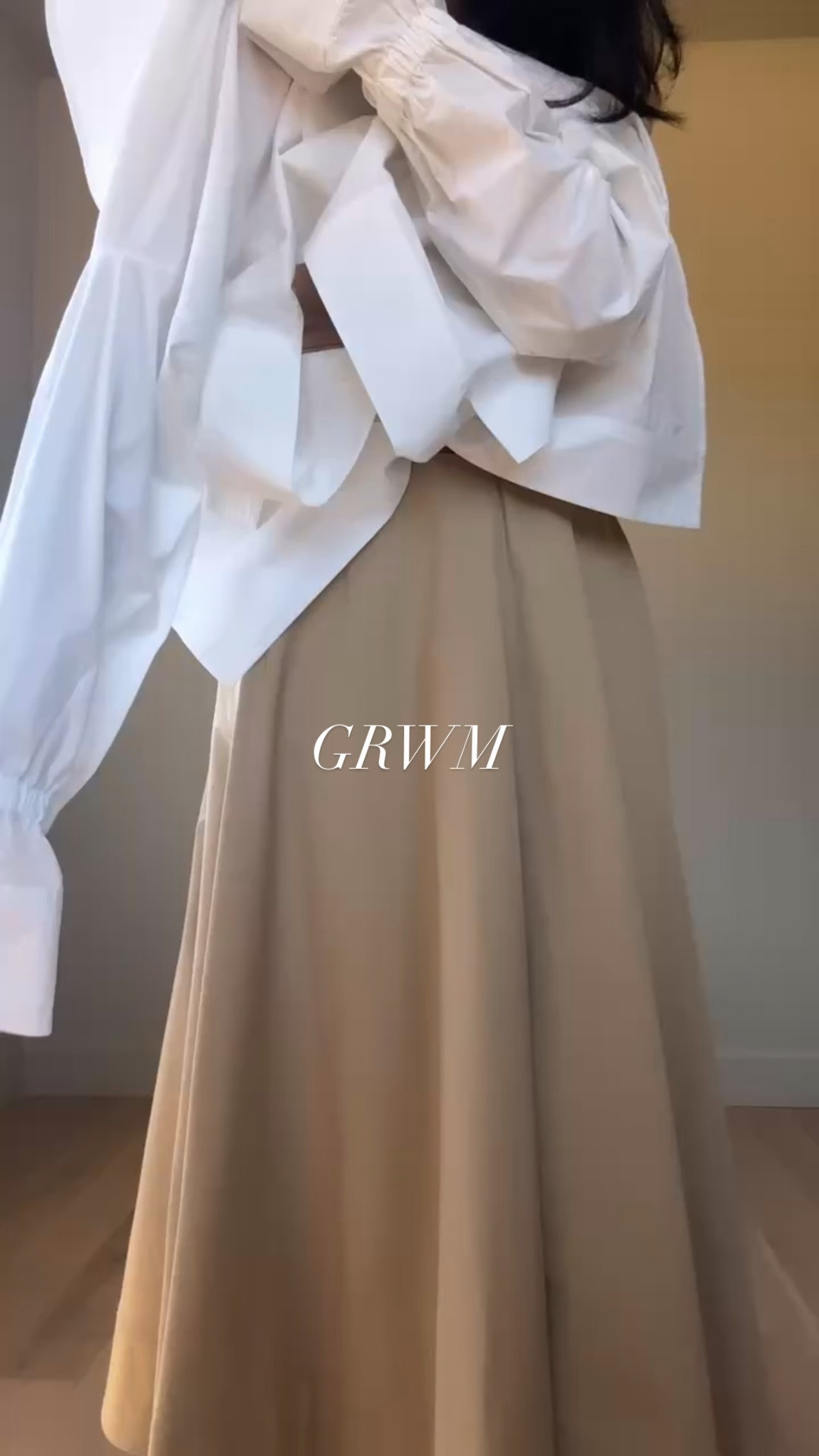 Skirt on sale now!

#classicstyle
#monochromaticoutfit
#creamskirt
#cashmeresweater
#vnecksweater

#LTKootd #LTKgrwm #LTKSaleAlert