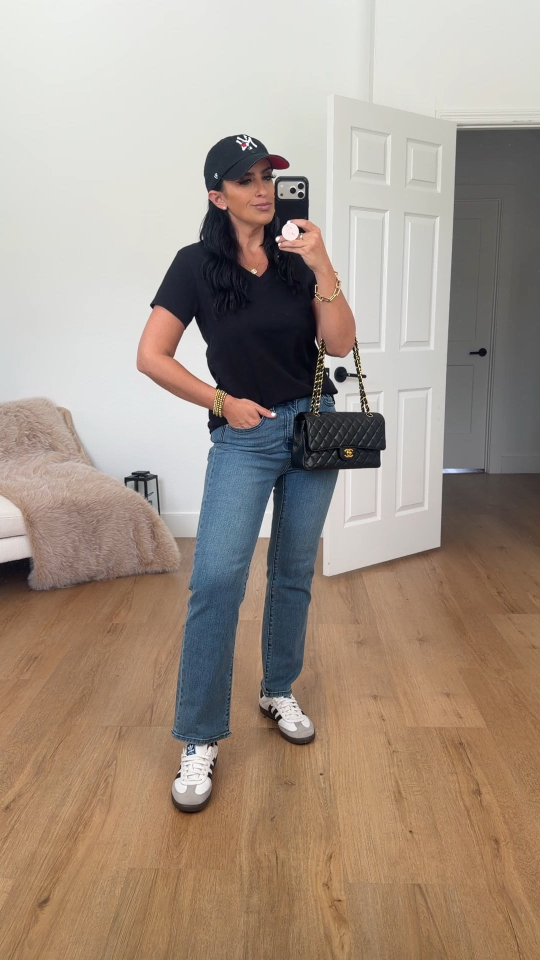 Quince 100% Organic Cotton Slub V-Neck Tee wearing size medium only $19. Quince Bella Stretch Straight Jeans wearing size 27 only $50. 