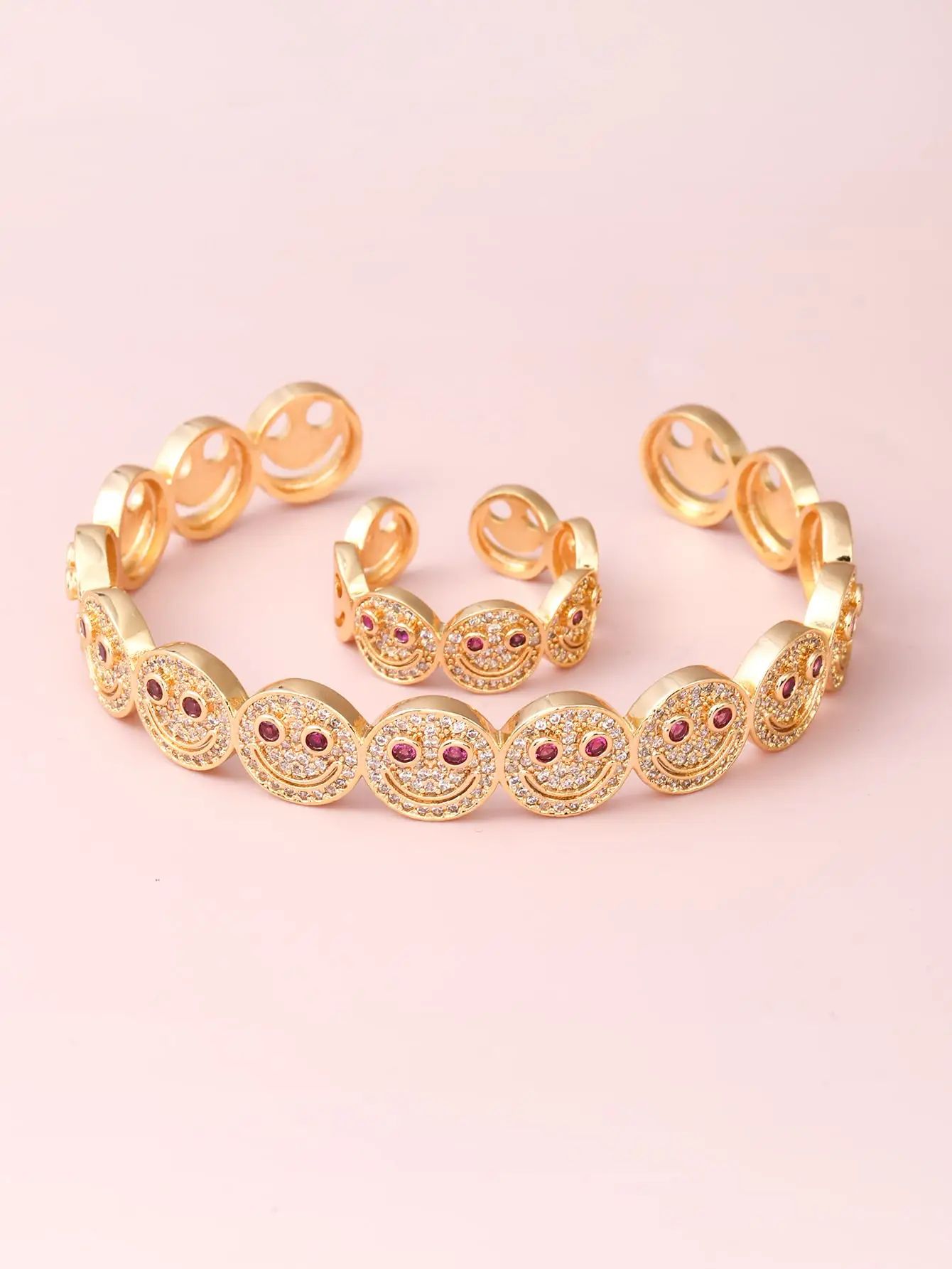 35.01AED 64% OFF|1 set of Europe and the United States new women's fashion smiley bracelet interl... | AliExpress (US)