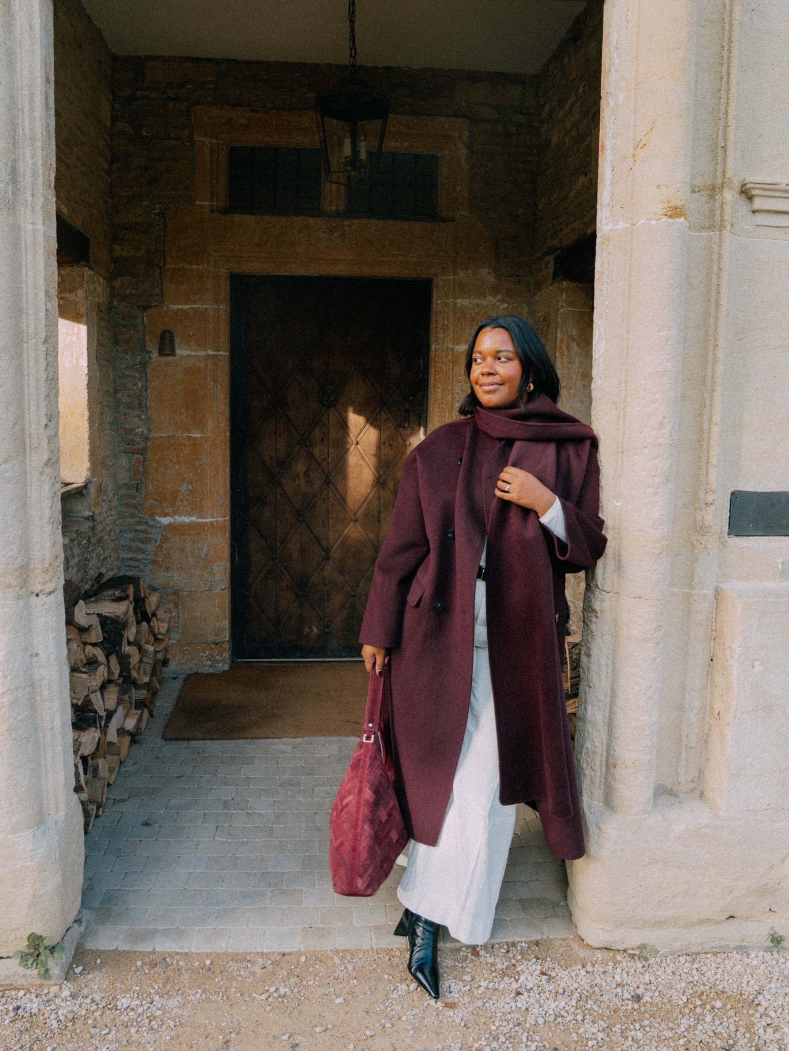 24 hours at KiN House with Mint Velvet for the Relaxed Glamour, Supper Club 🍂🍁❤️‍🔥 


Winter coat, burgundy coat, white jeans, autumn outfit inspo, midsize autumn outfits, fall fashion 

#LTKeurope #LTKmidsize #LTKautumn