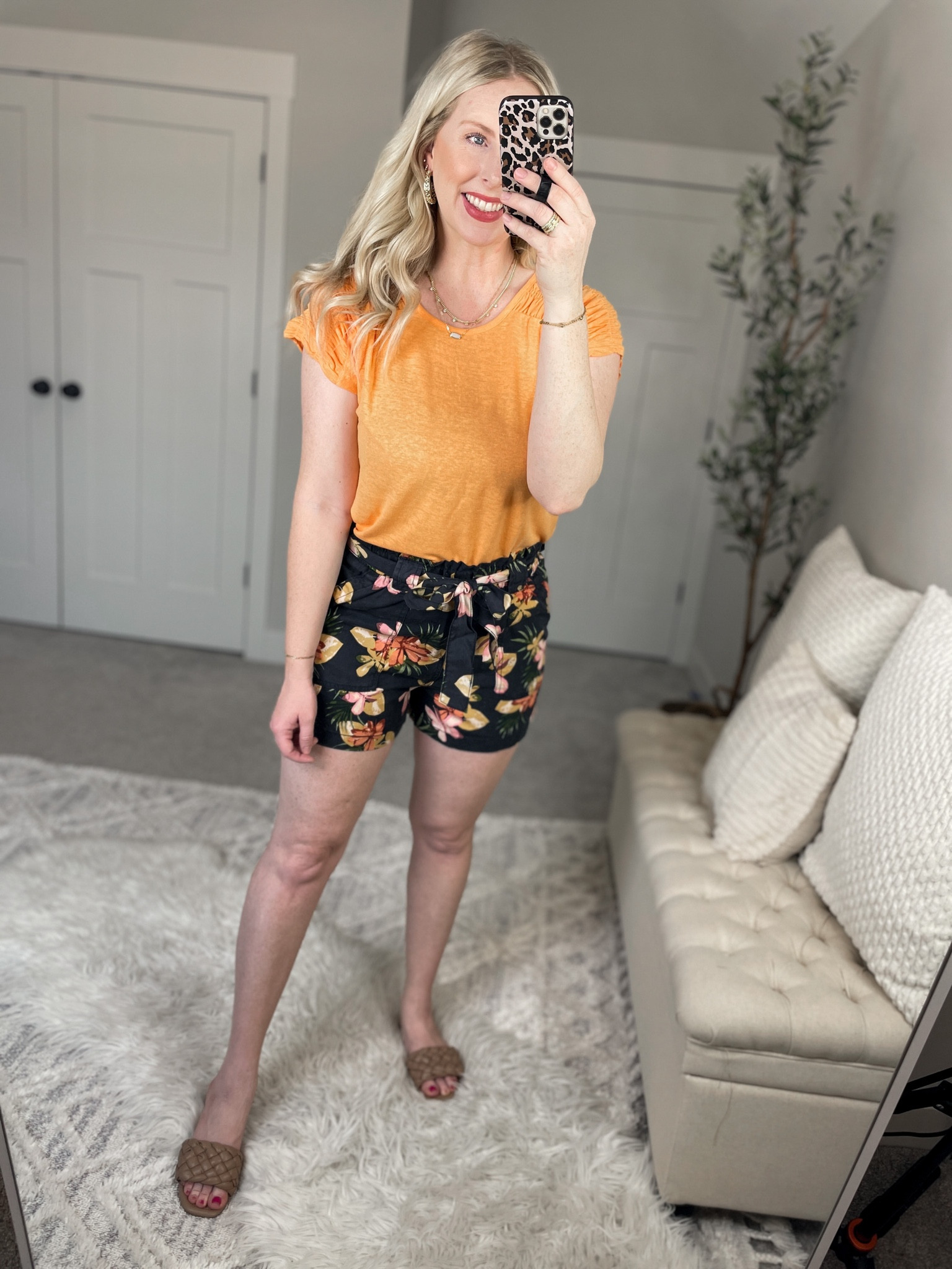 Weekend Walmart wins try on
Scrunchie sleeve tee- medium 

#LTKunder50 #LTKstyletip