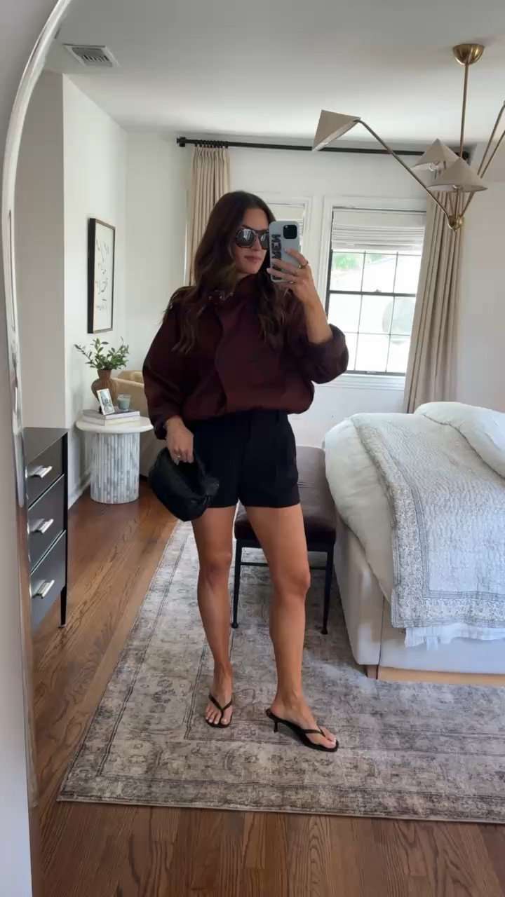 ARITZIA SUMMER SALE HAUL✨
Black Tailored Short - 4 

#LTKvlog #LTKootd #LTKSaleAlert