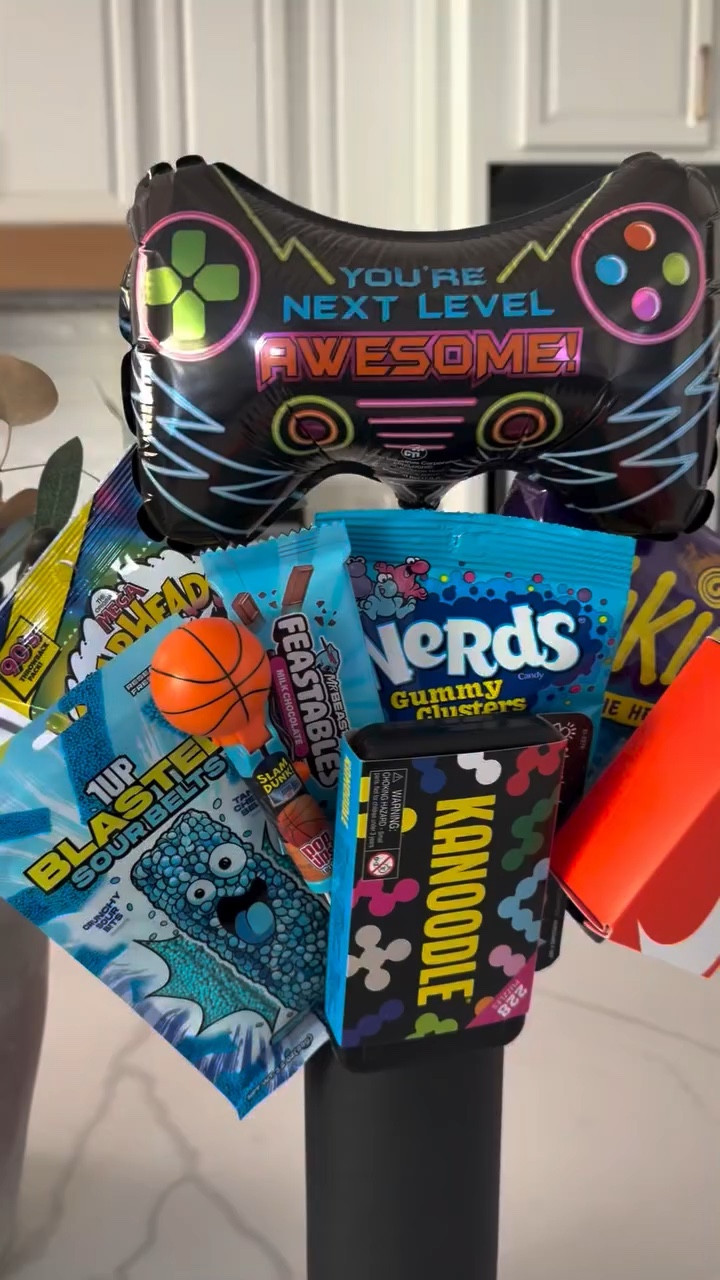 If you’re tired of the same old gift bags… this is your sign to try a birthday bouquet 🎈✨

I fill them with all their favorite things—snacks, little toys, tickets to an experience, gift cards and a few fun surprises—and it turns into something that feels extra special (without spending hours on it).

It’s simple, customizable, and honestly… way more exciting for kids to open 💖

Save this for your next birthday party 🎁✨

#kidsbirthdayideas #giftideasforkids #giftinspo #easygiftideas #birthdayinspo

#LTKmomlife #LTKKids #LTKdayinmylife