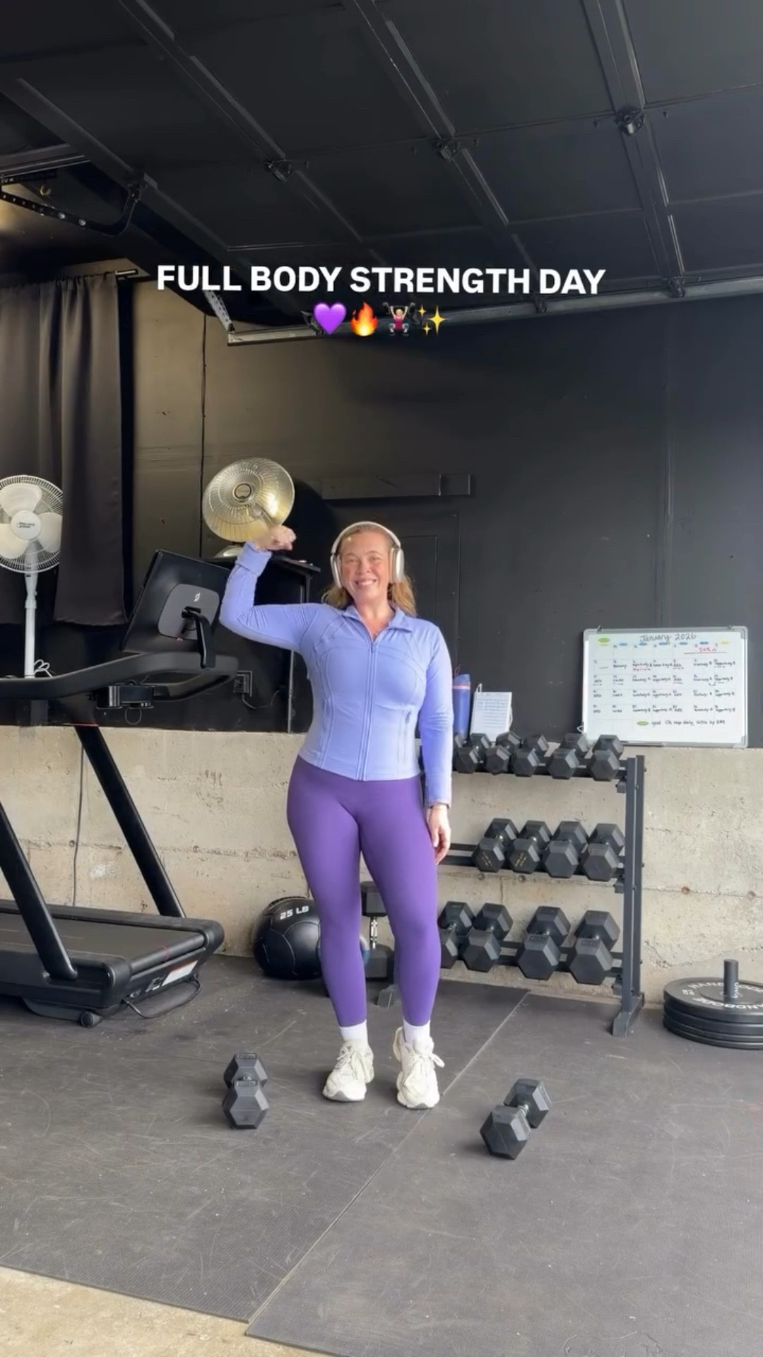 Midsize Gym Outfit of the Day 🎧👟💪🏻Wearing a size large leggings 

#LTKfitnessgoals #LTKActive #LTKMidsize