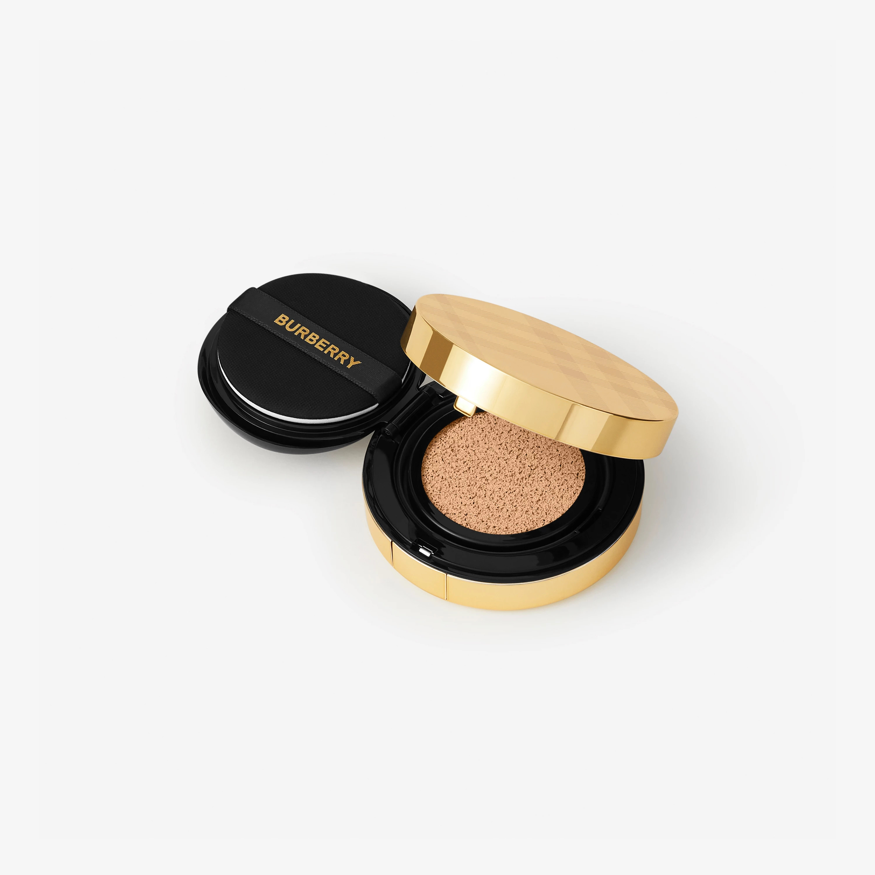 Matte Glow Cushion – 40 Light Warm | Burberry (US)