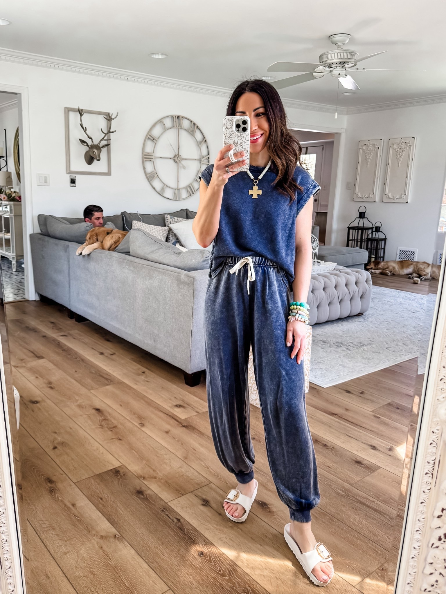 Xs top . Xs short joggers. Jewelry code houseofleo20





#LTKSaleAlert #LTKOver40 #LTKPetite