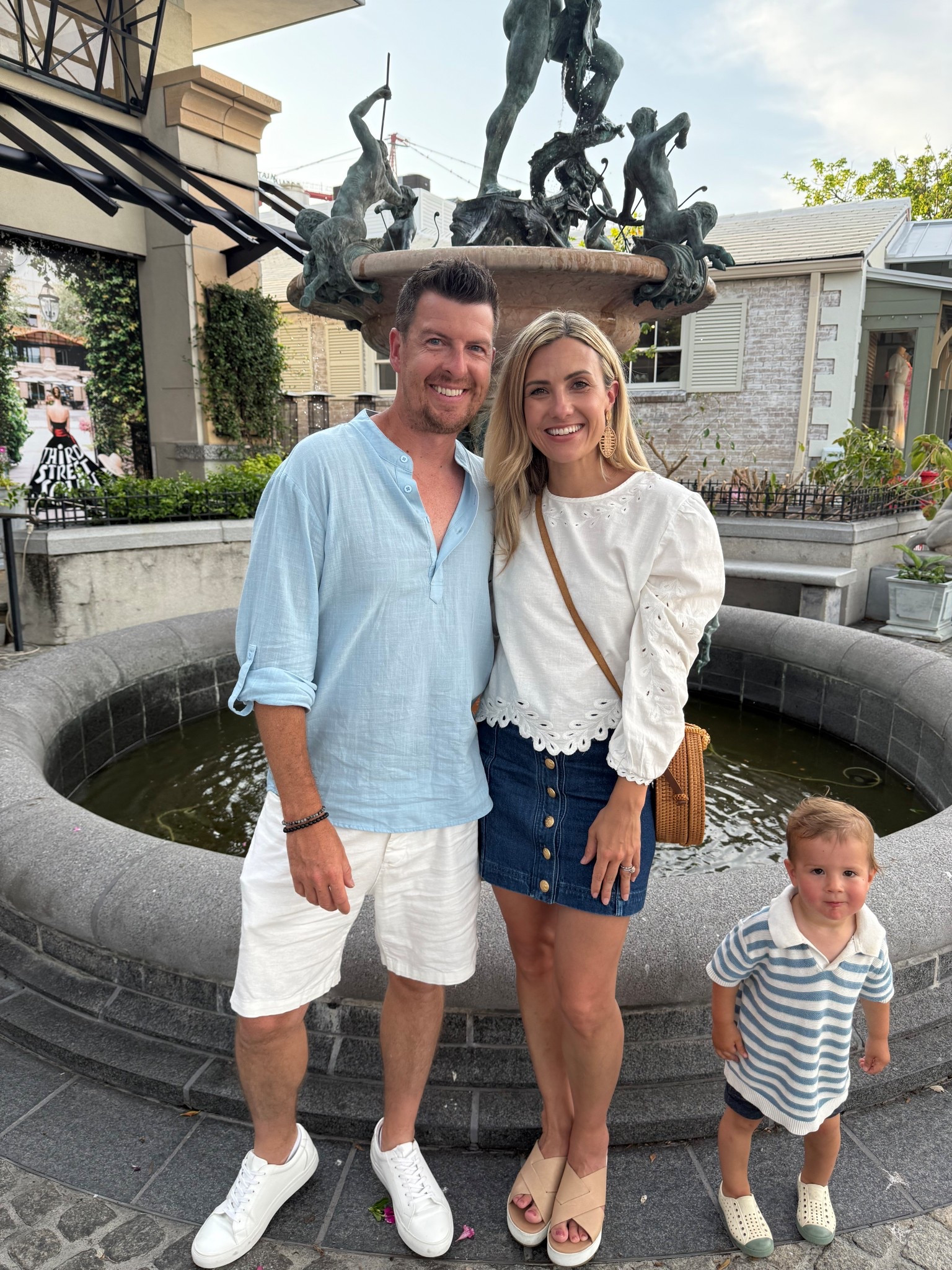 Florida!!! Trip with my faves!! I recently purchased this high-waisted button-detail skirt at Sézane in DC, then complimented it with a linen eyelet top from Evereve that I fell in love with on the internet! 😍 earrings and shoes are from 2 years ago, but I still love them! 