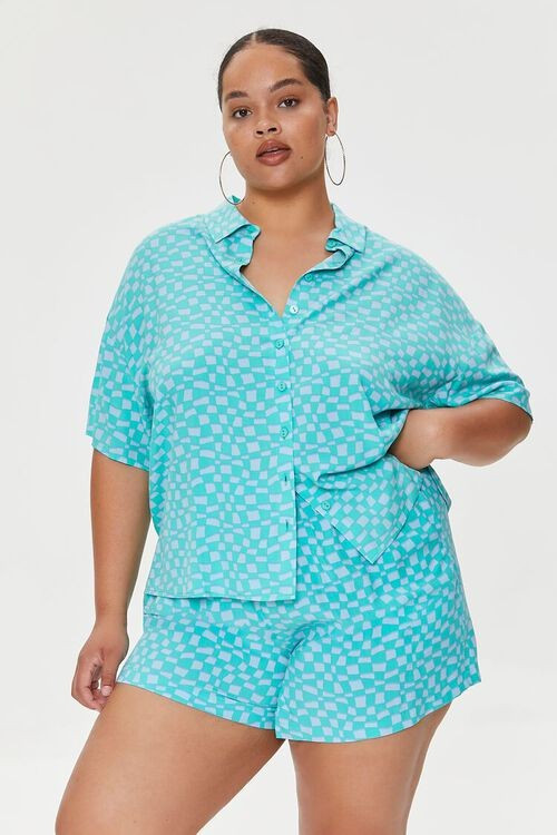 Plus Size Wavy Checkered Shorts | Forever 21 (US)