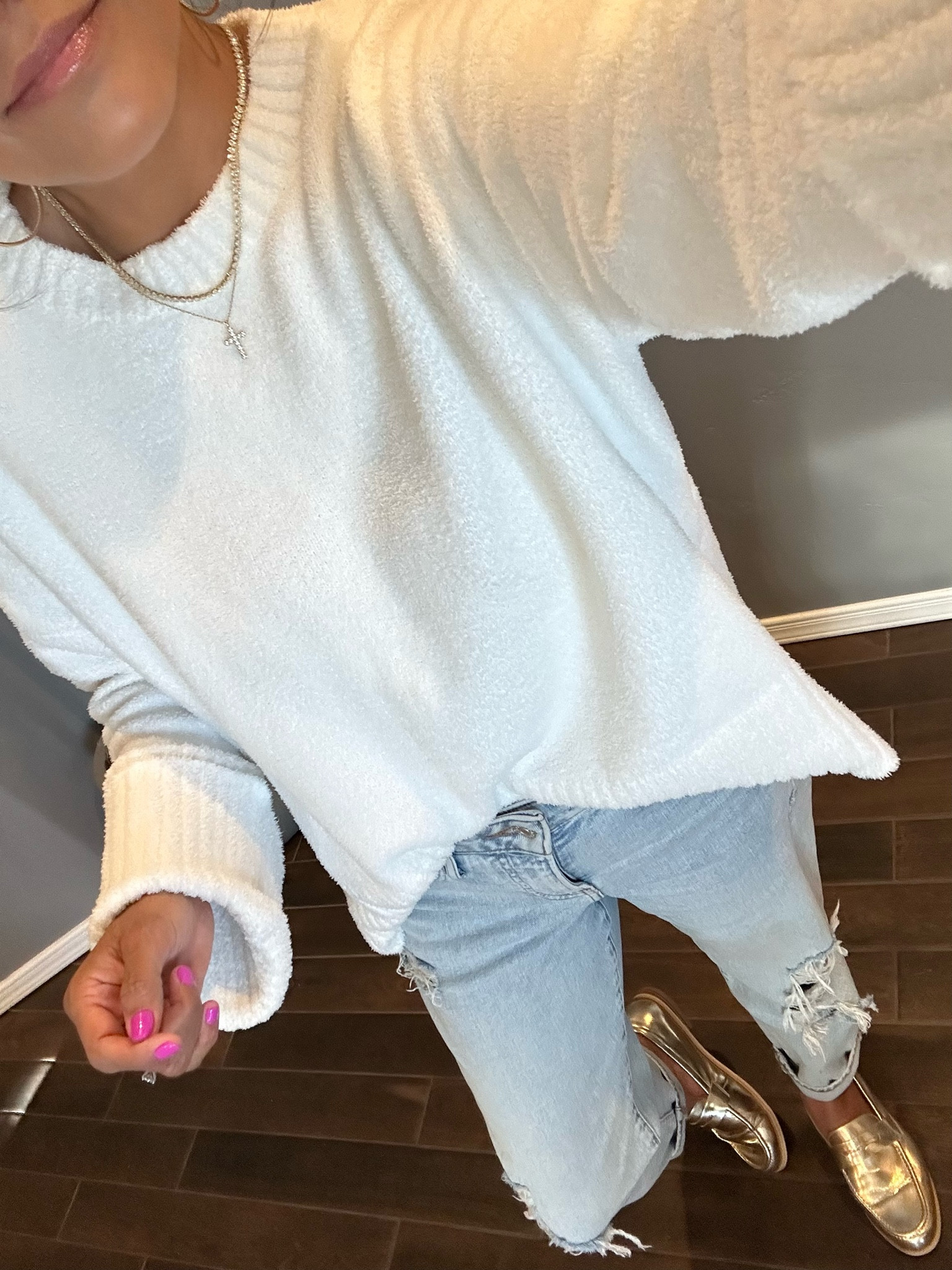 Softest sweater from Amazon!  

#LTKFindsUnder50 #LTKStyleTip #LTKShoeCrush