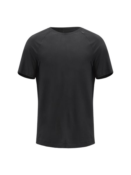 License to Train Relaxed Short-Sleeve Shirt | Men's Short Sleeve Shirts & Tee's | lululemon | Lululemon (US)