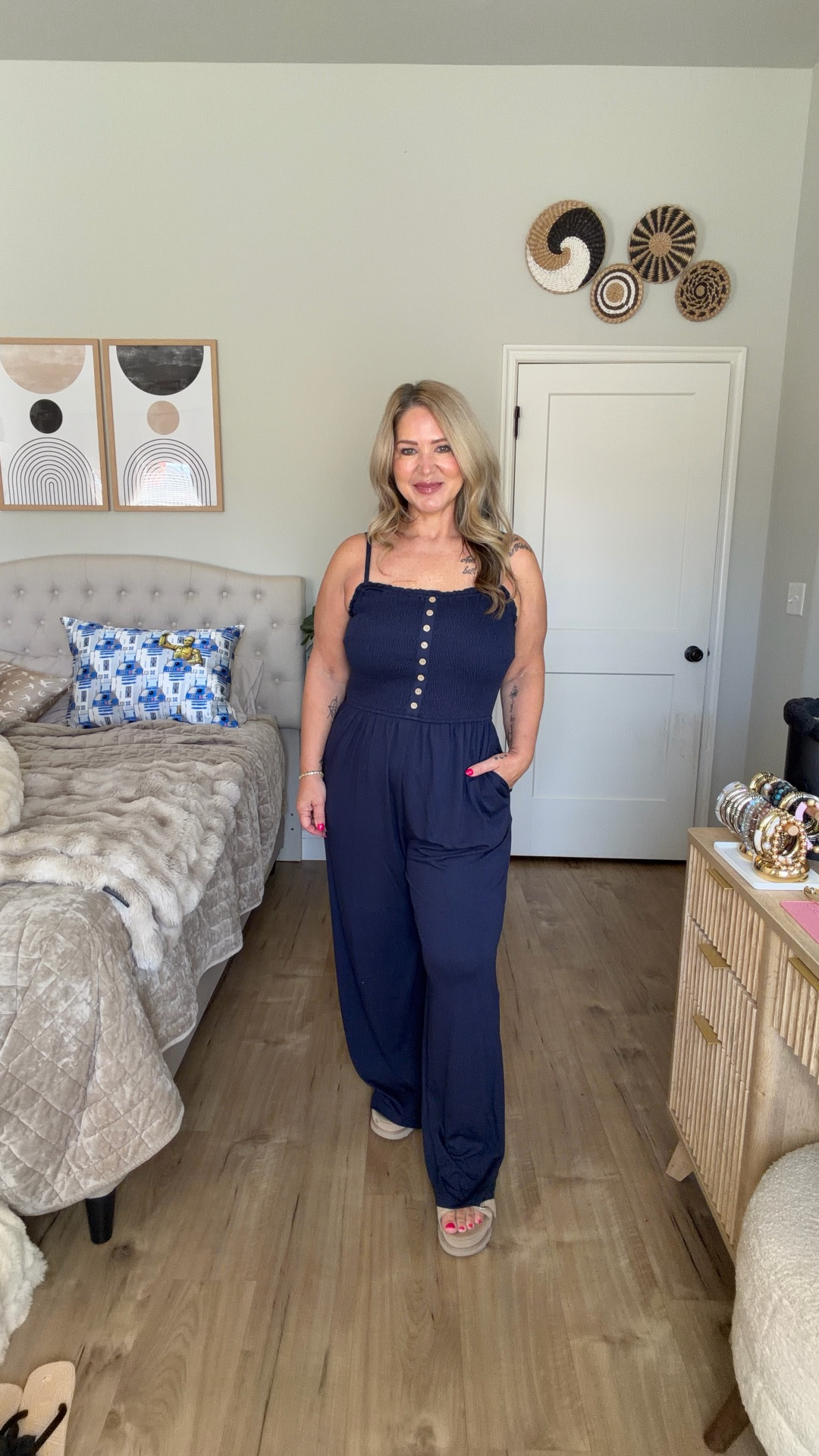 Size large 

#LTKmidsize #LTKstyletip #LTKover40