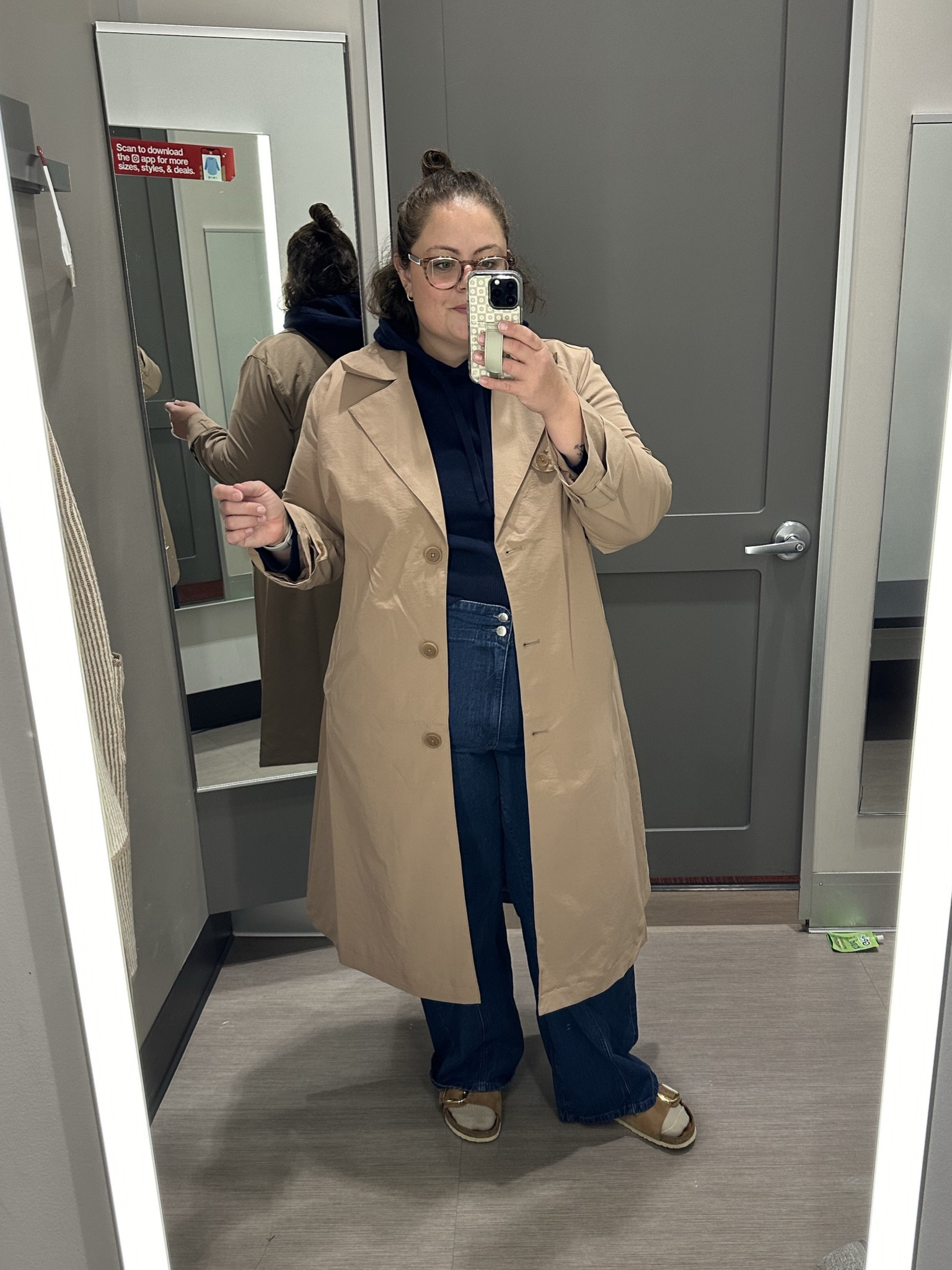 Wearing a 1X in this lovely trench! 

bust 44  //  waist 39  //  hips 54 

#LTKSeasonal #LTKMidsize #LTKPlusSize