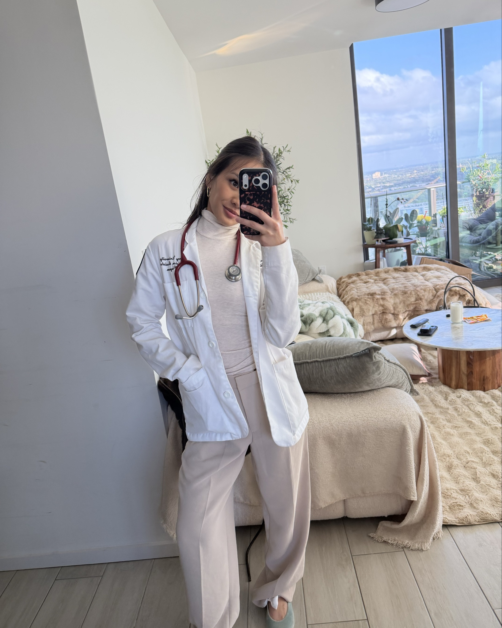 This outfit is perfect for work and it’s so comfortable!

Work outfit, petite fashion, petite outfit, work fashion, trousers, work pants

#LTKootd #LTKWorkwear #LTKPetite